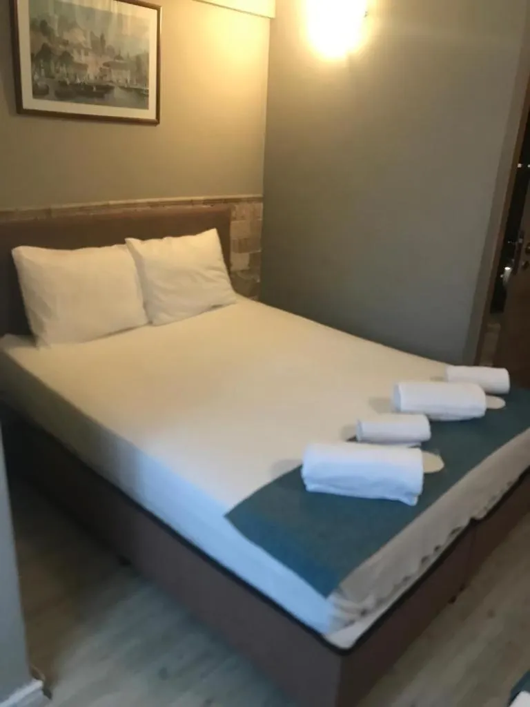 Elite Hotel City Center Saray Bed and Breakfast