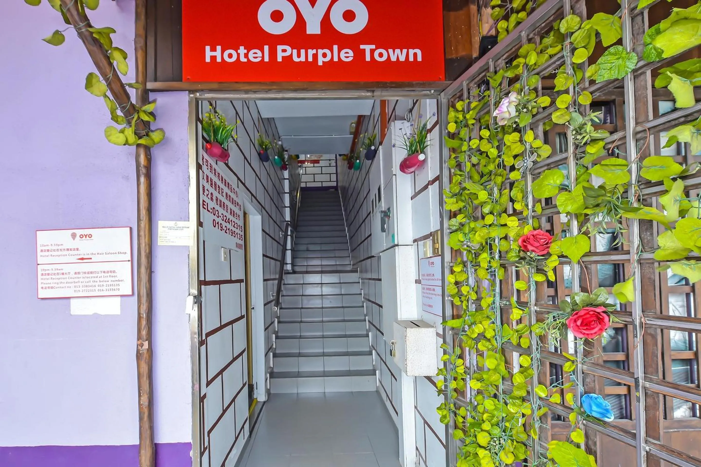 Facade/entrance in Hotel O Purple Town