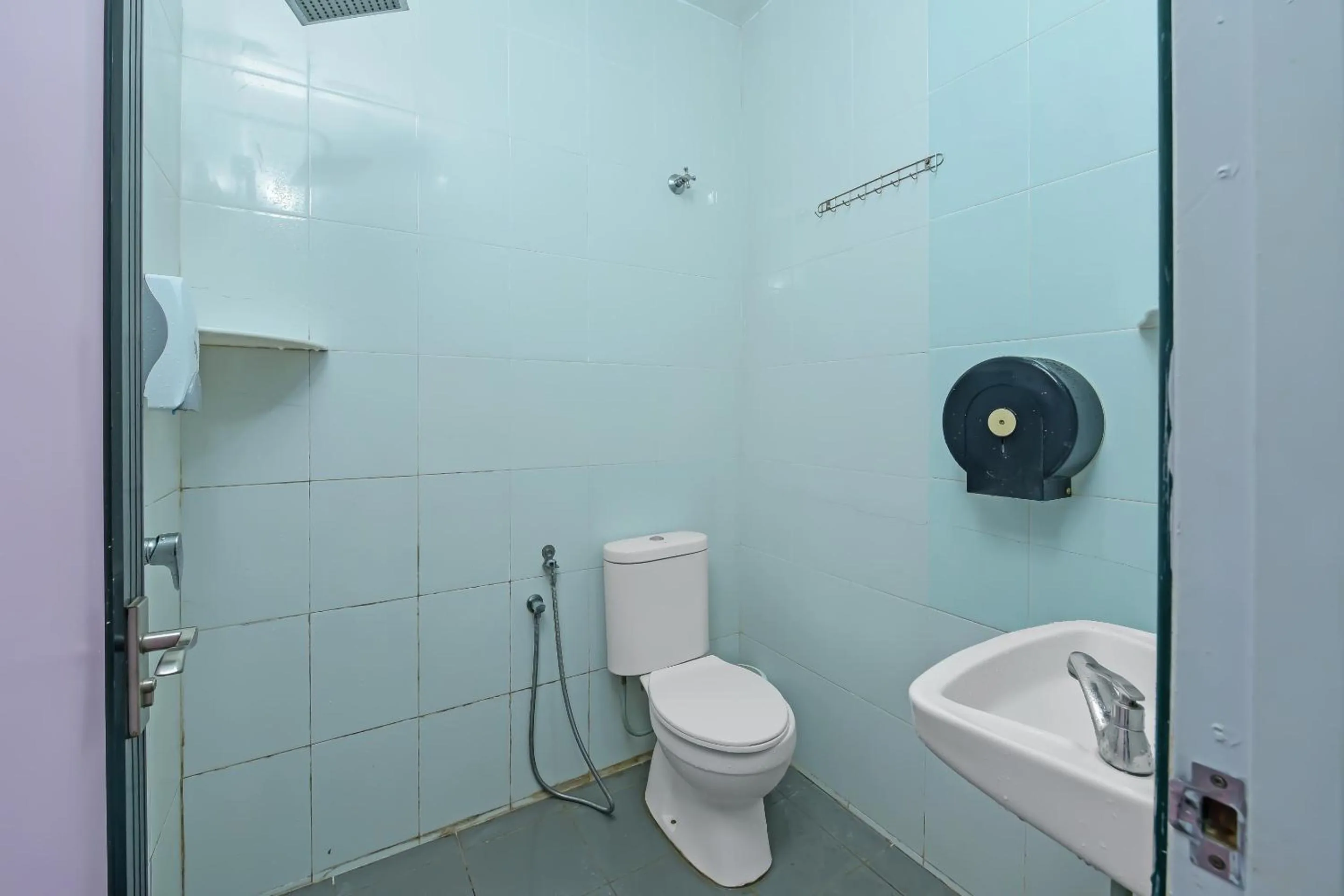 Bathroom in Hotel O Purple Town