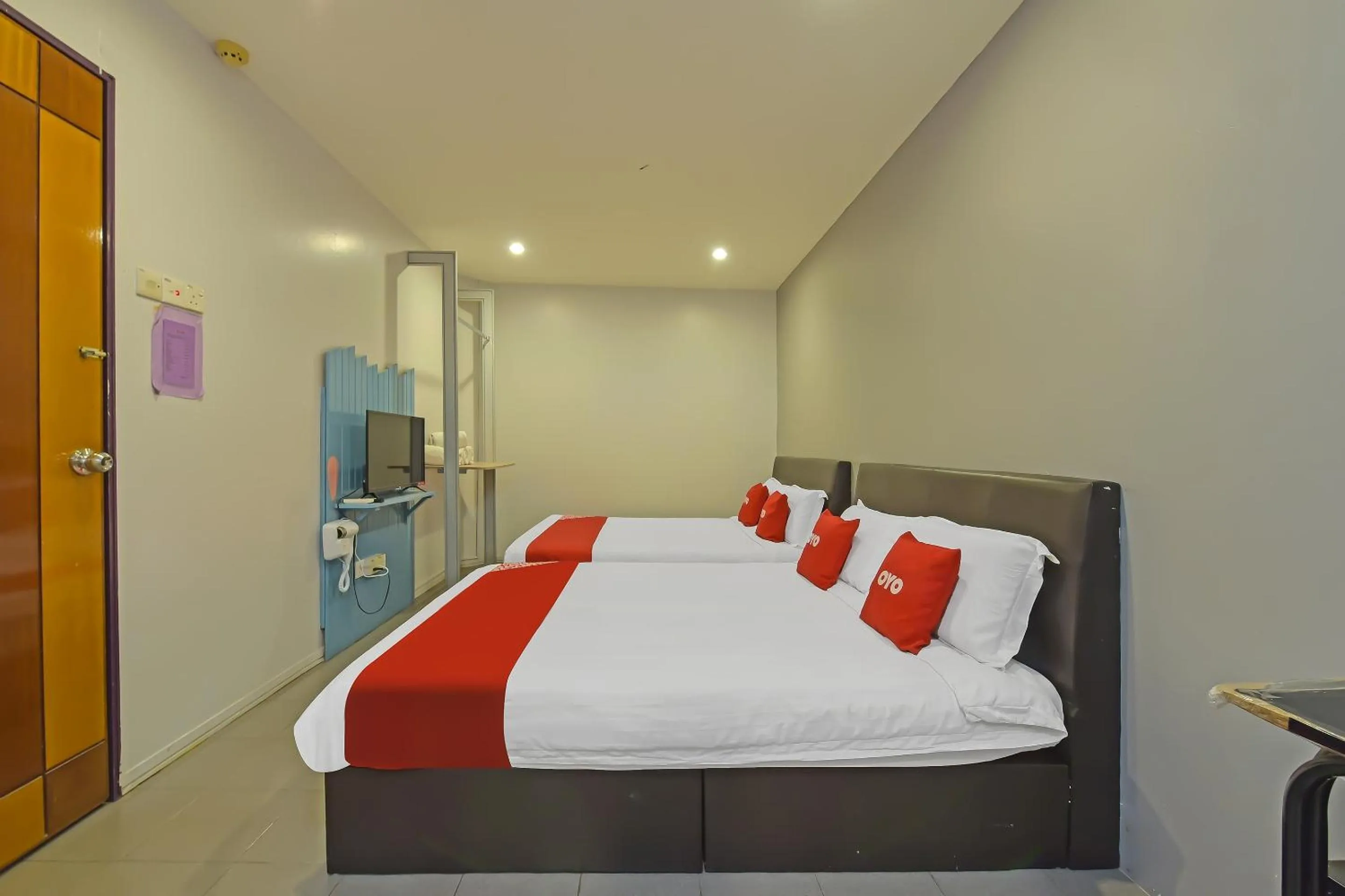 Bedroom, Bed in Hotel O Purple Town