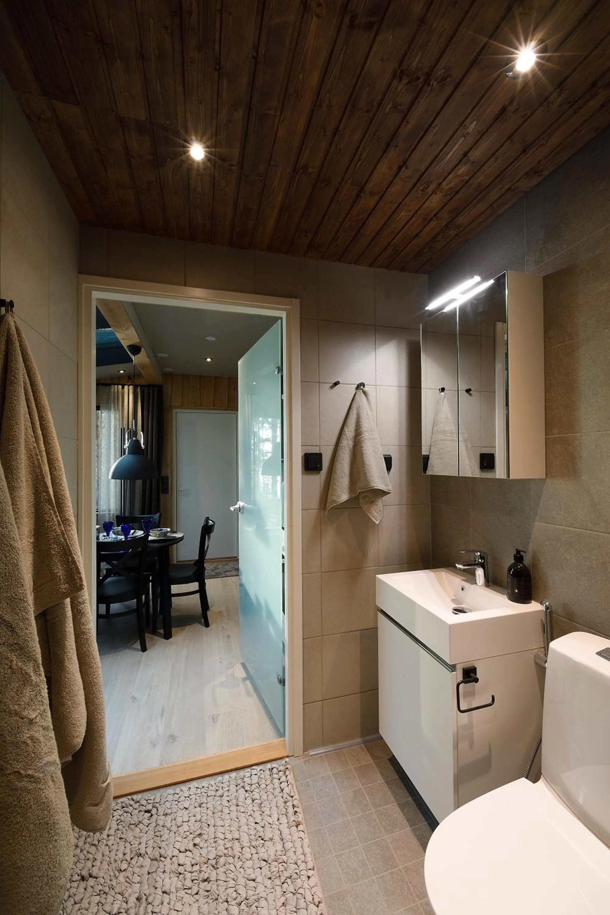 Toilet in Top Star Saariselkä - Arctic Glass Cubes