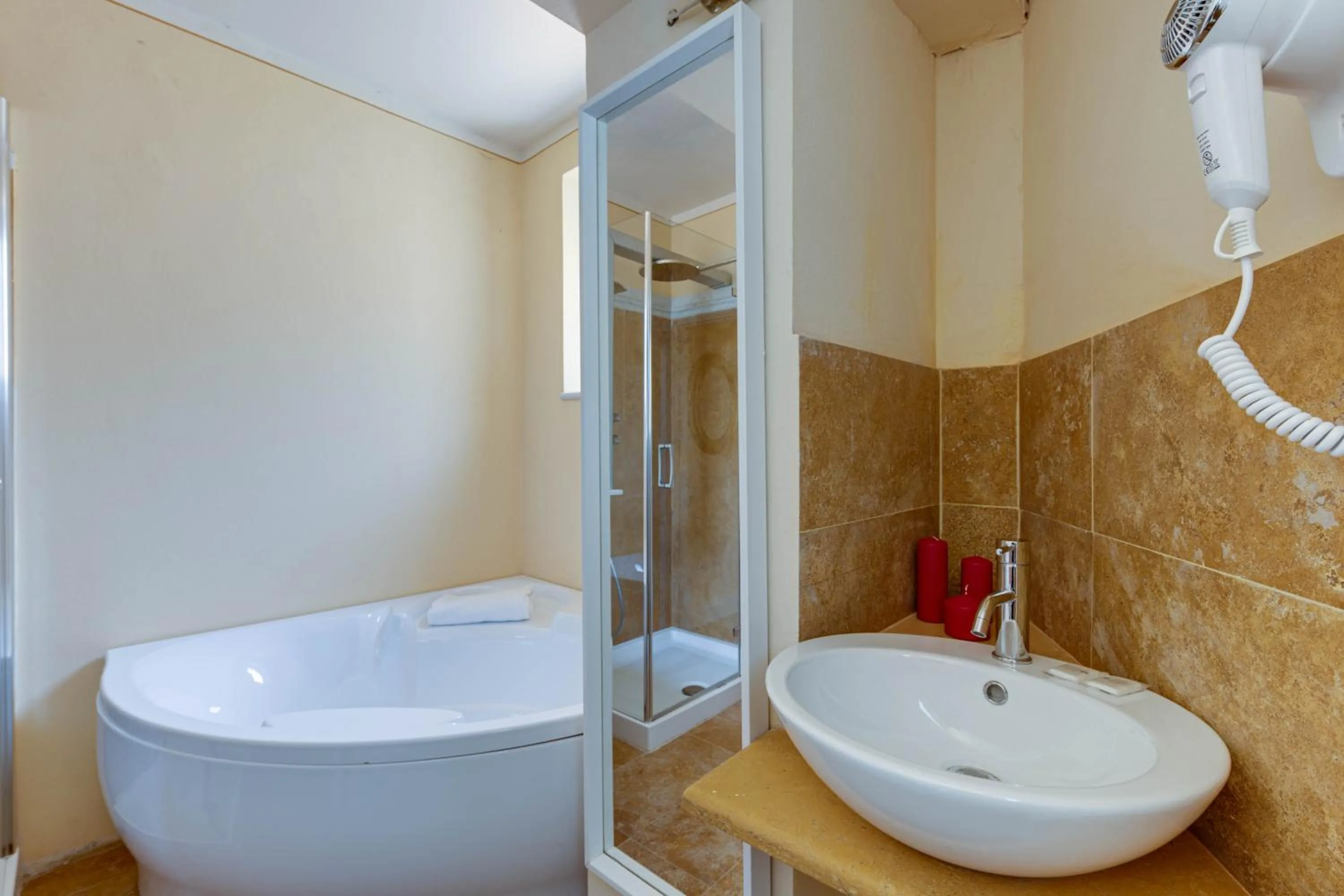 Hot Tub in Residenza d'Epoca Sant Egidio