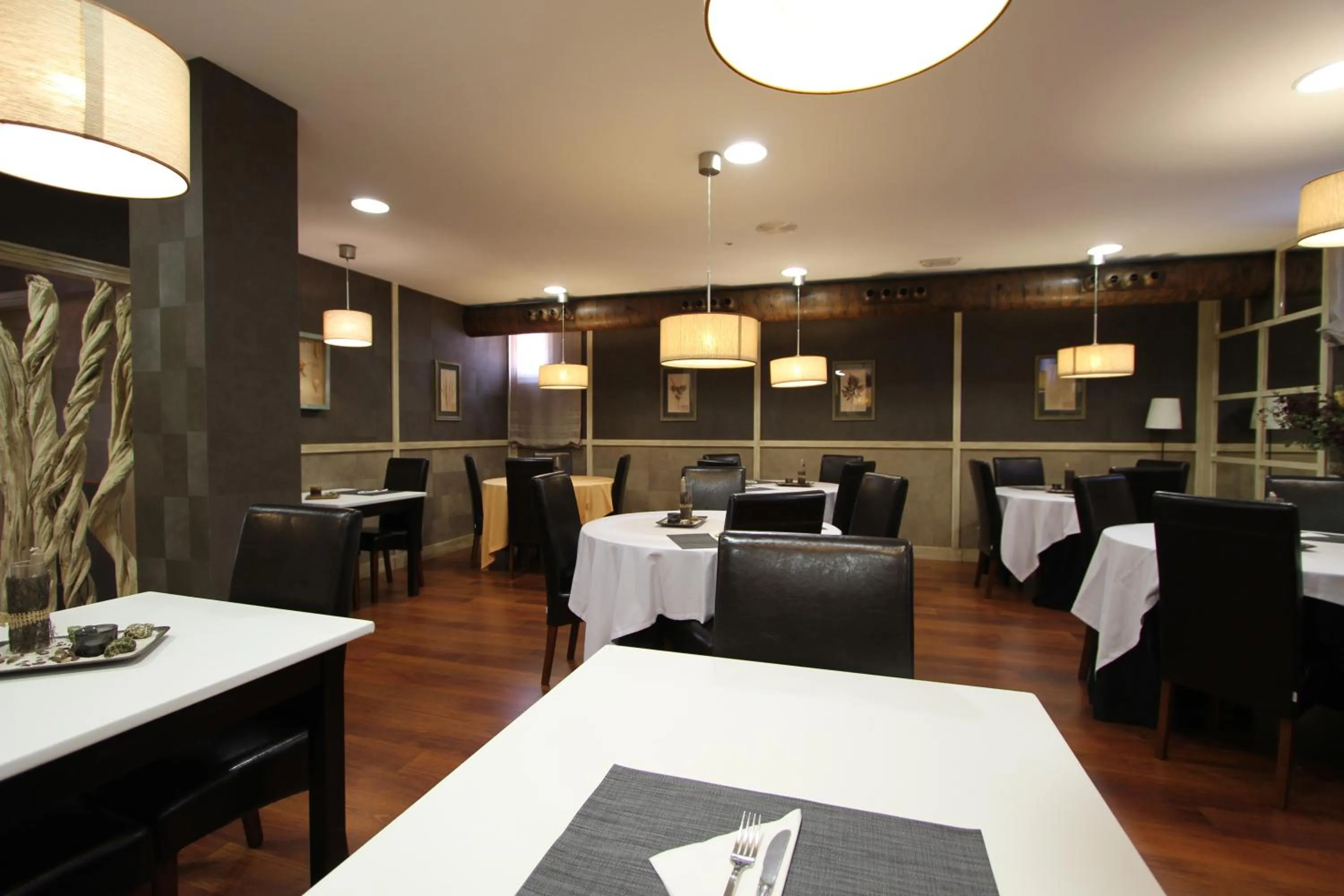 Restaurant/places to eat in Hotel Verdemar