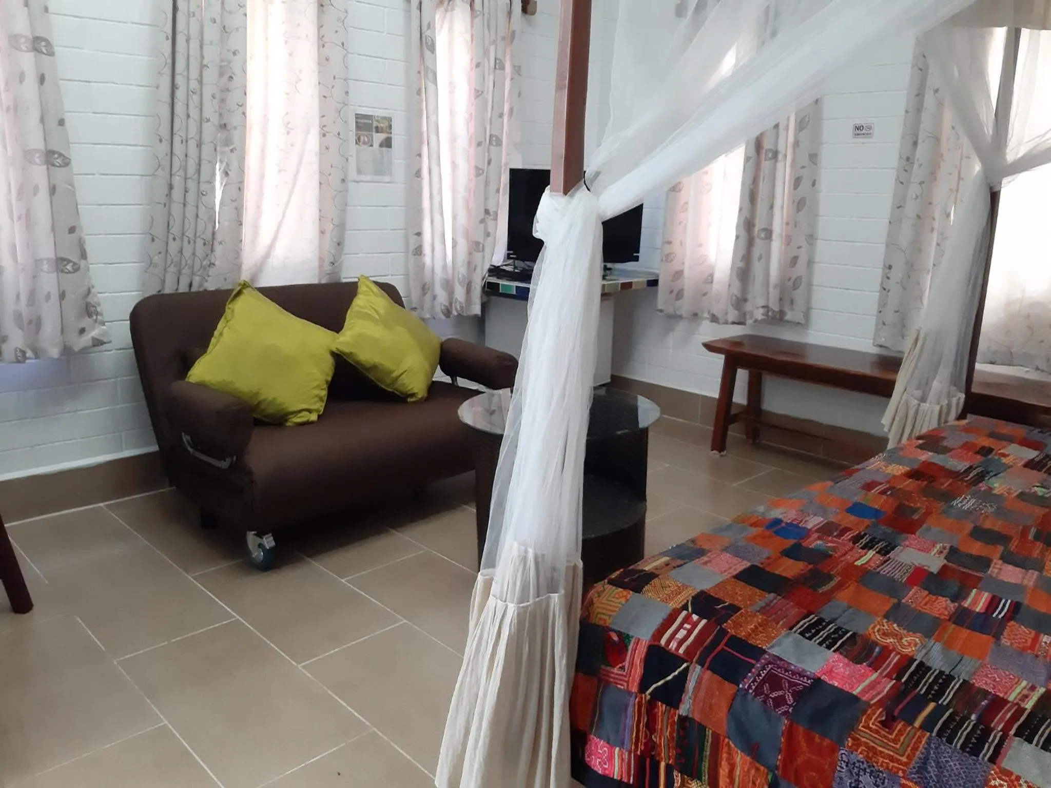 Bed in Banthorphan Resort