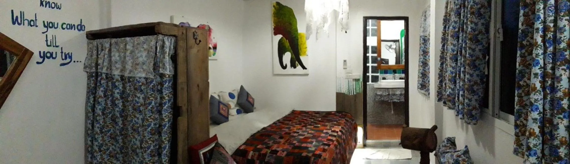 Bed in Banthorphan Resort