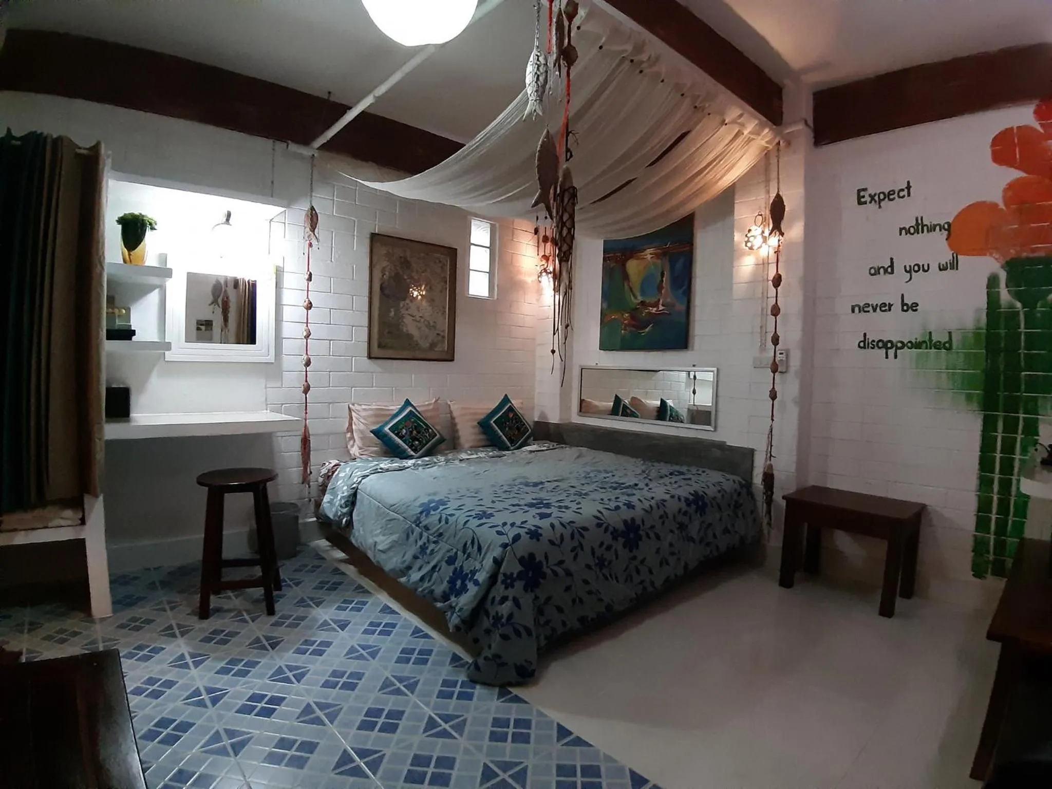 Bed in Banthorphan Resort