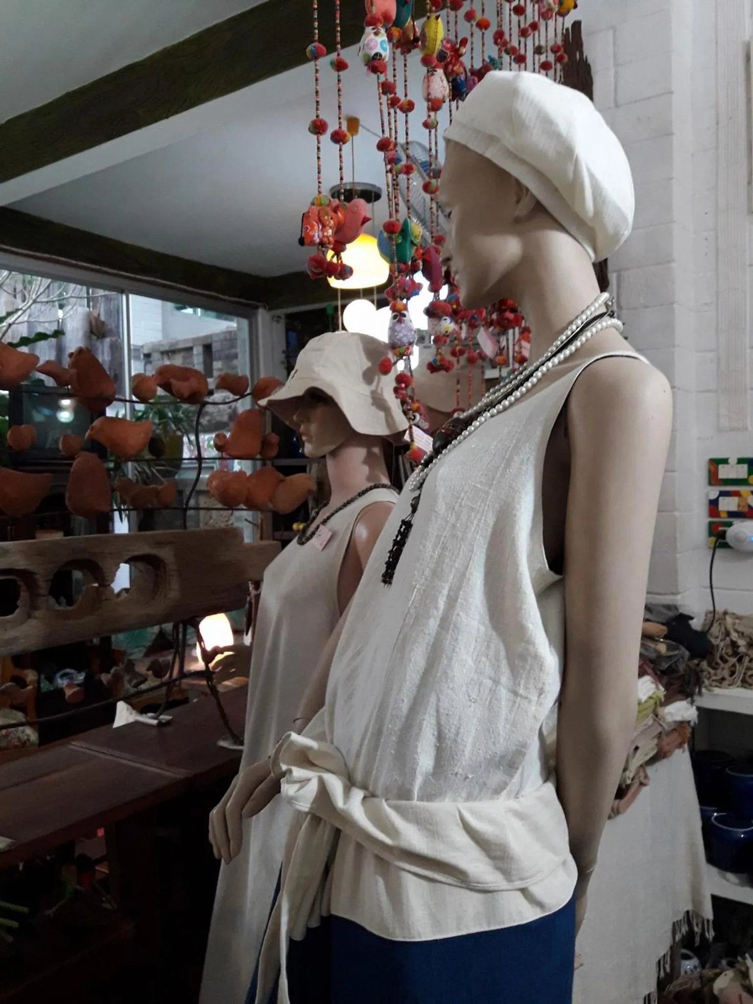 On-site shops in Banthorphan Resort