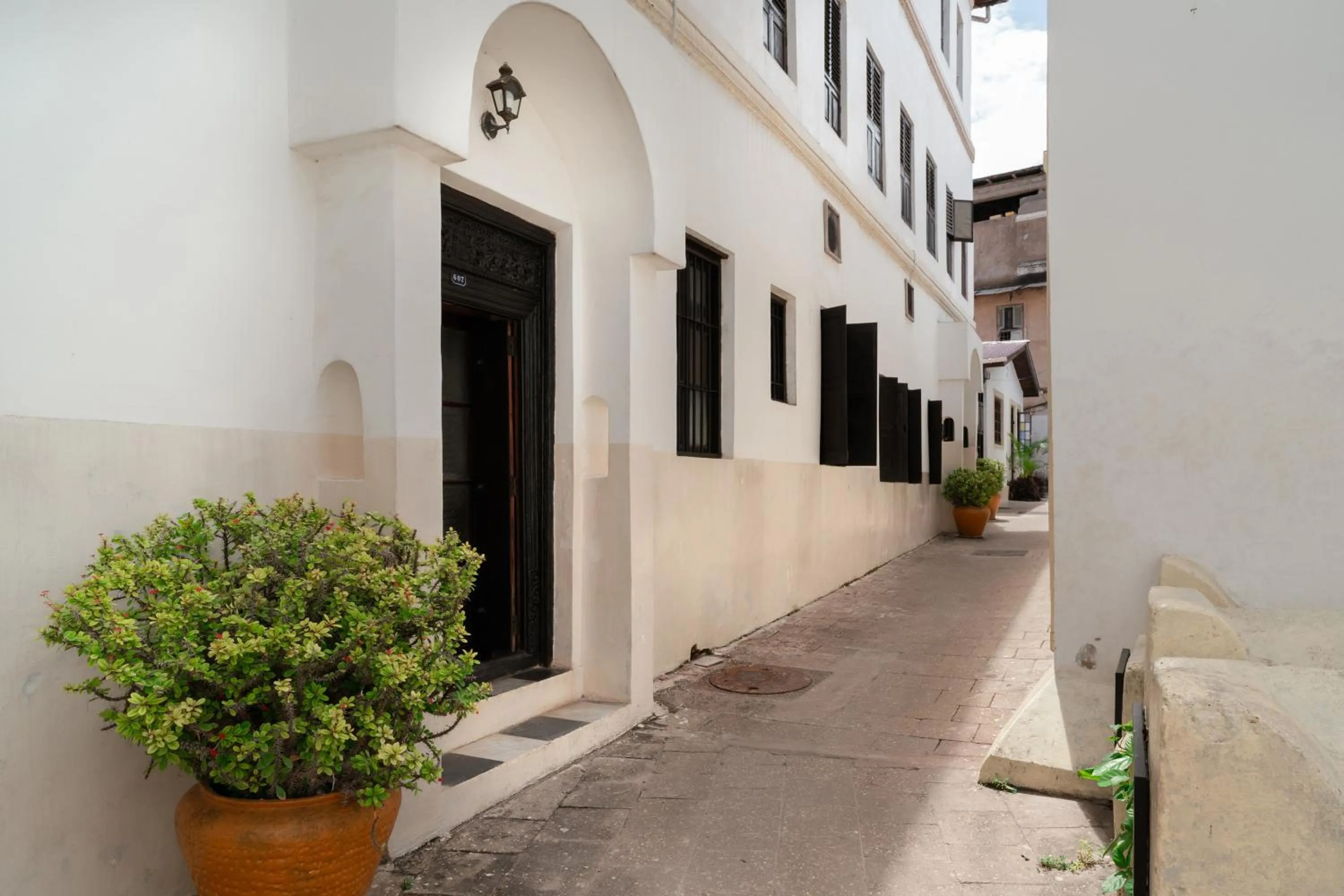 Property building in Kholle House