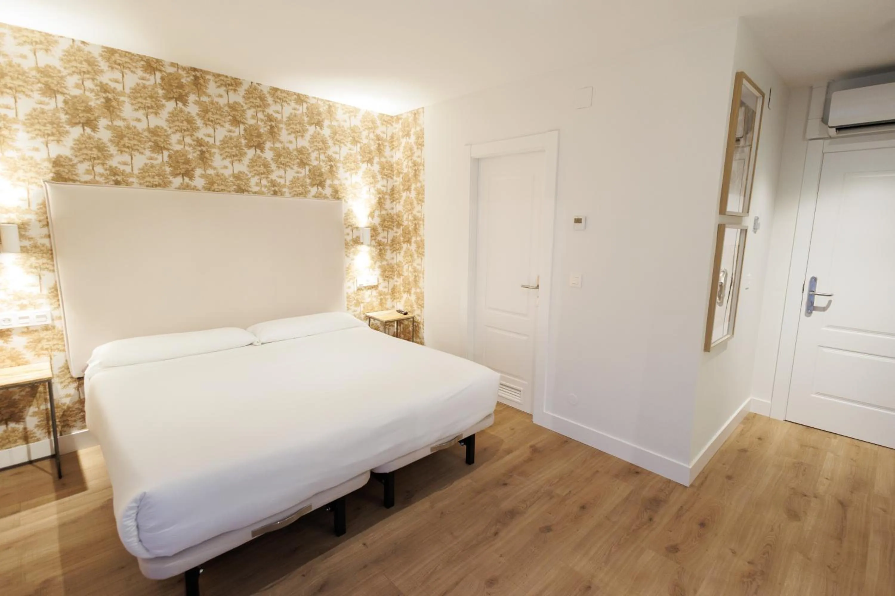 Bed in Hotel Santa Cruz