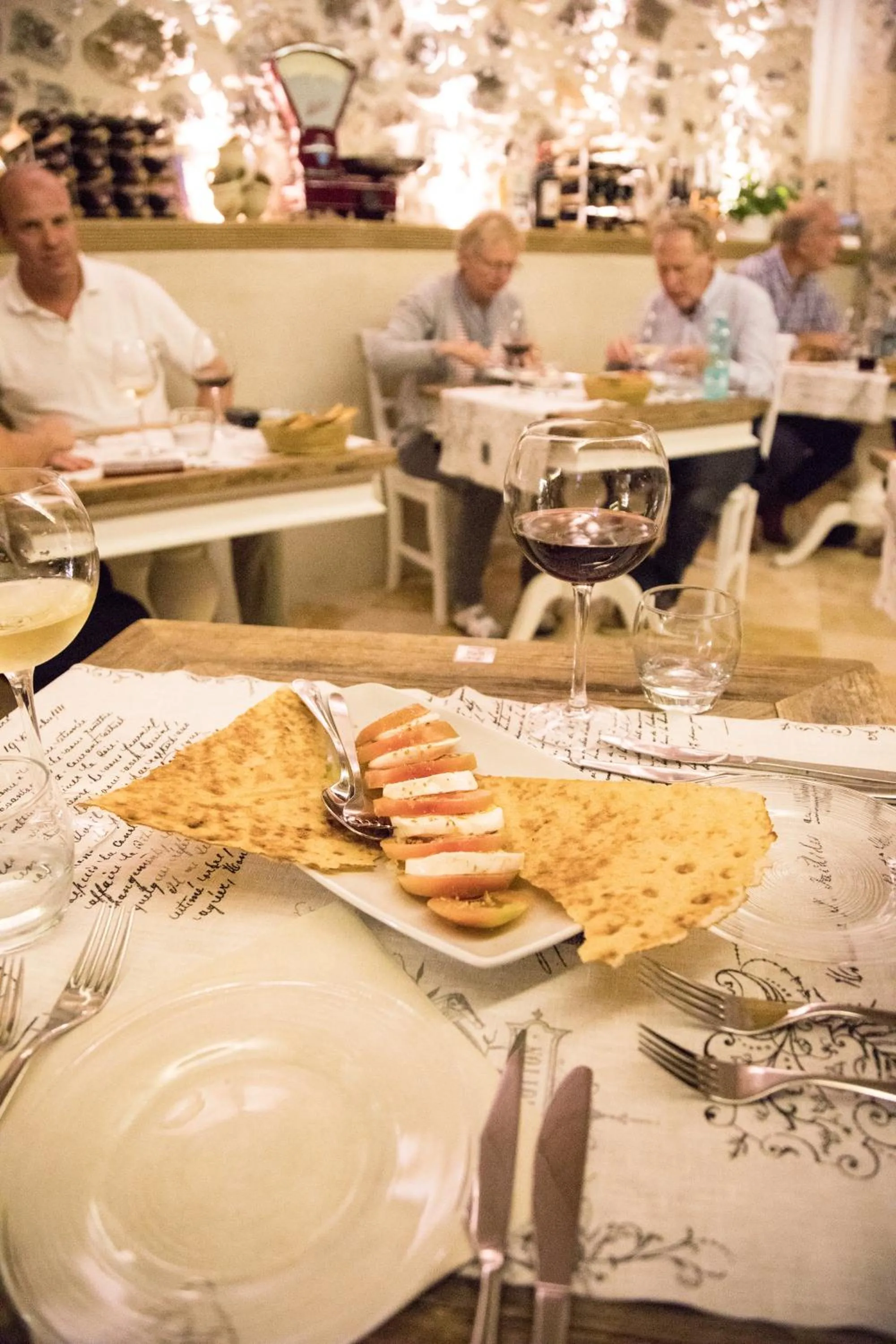 Restaurant/places to eat in Il Cortiletto Hotel Maison