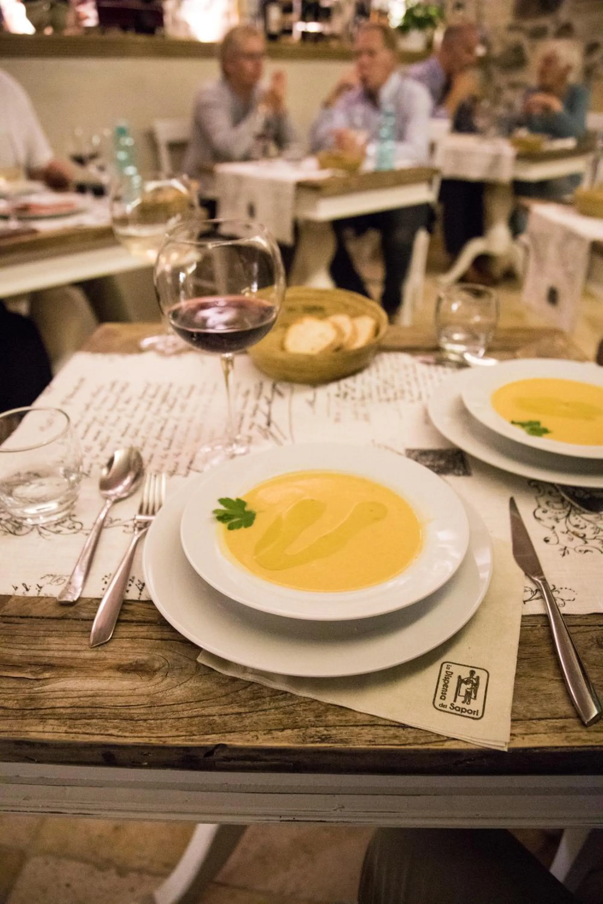 Restaurant/places to eat in Il Cortiletto Hotel Maison