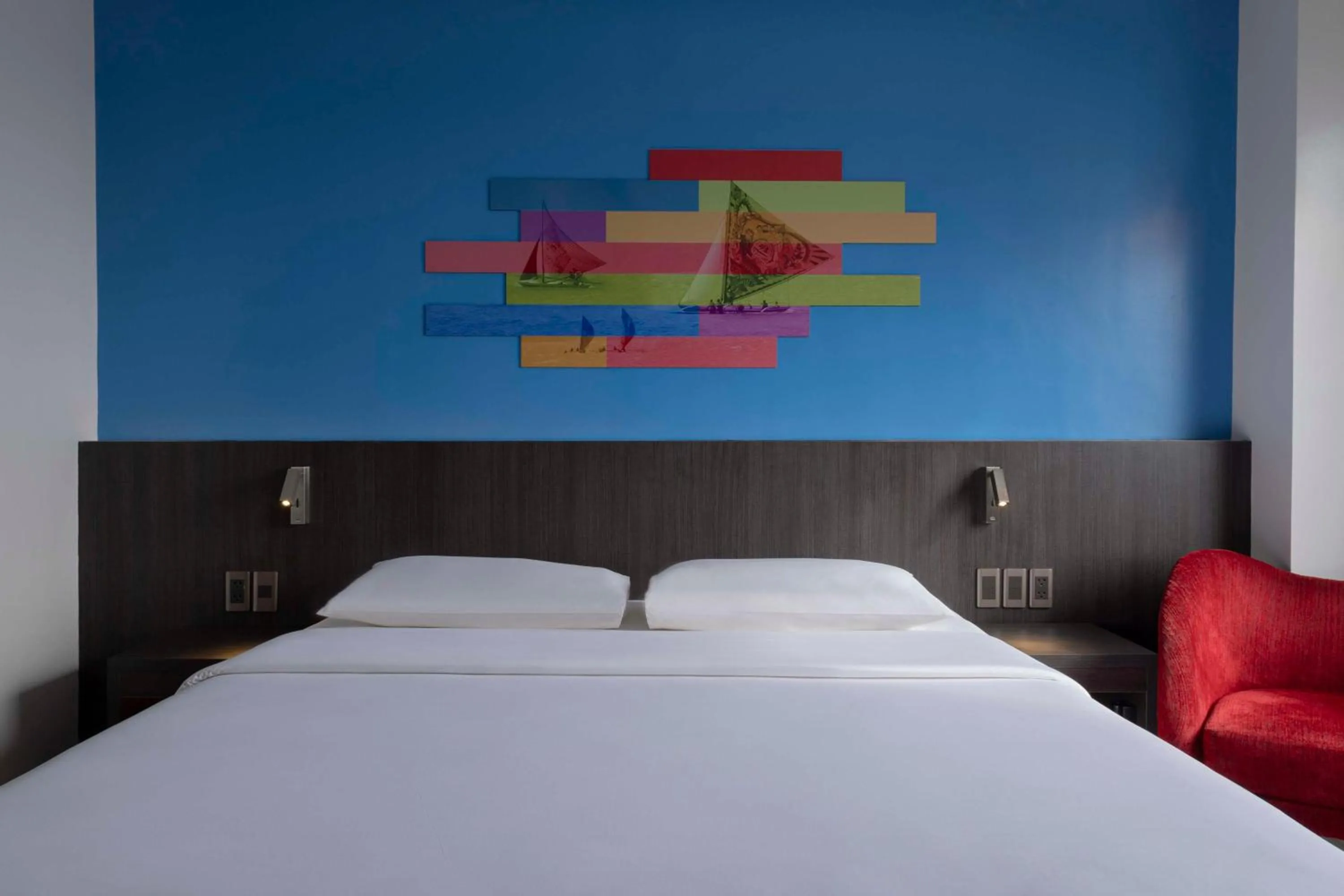 Bedroom, Bed in Park Inn By Radisson Iloilo