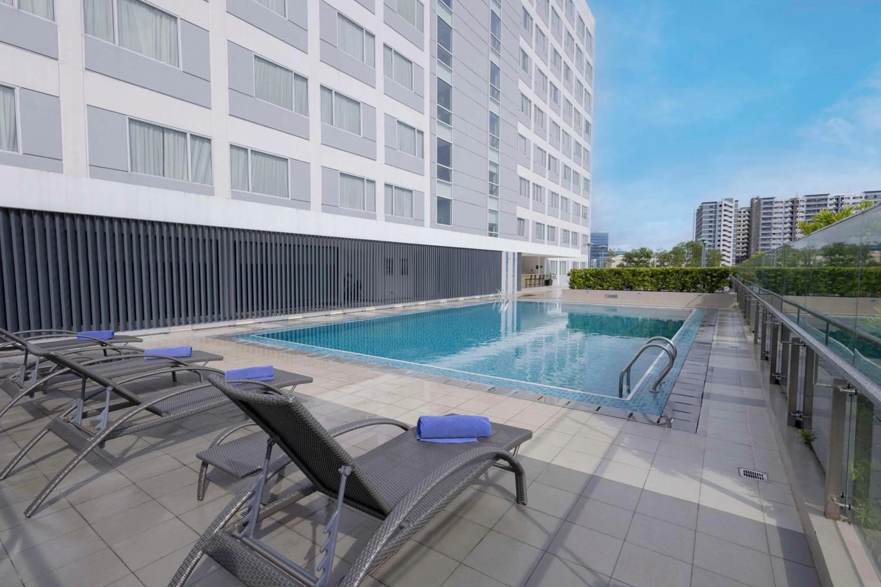 Pool view in Park Inn By Radisson Iloilo