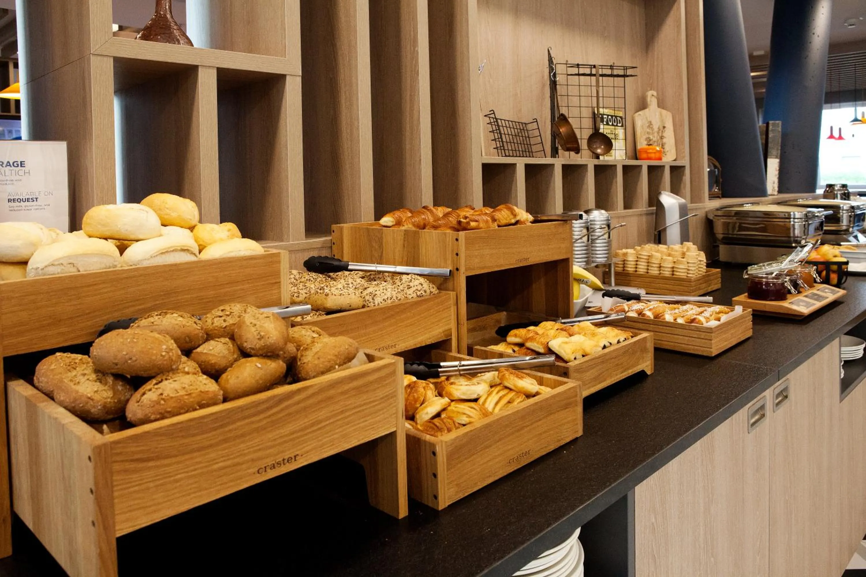 Food in Holiday Inn Express - Saarbrücken by IHG