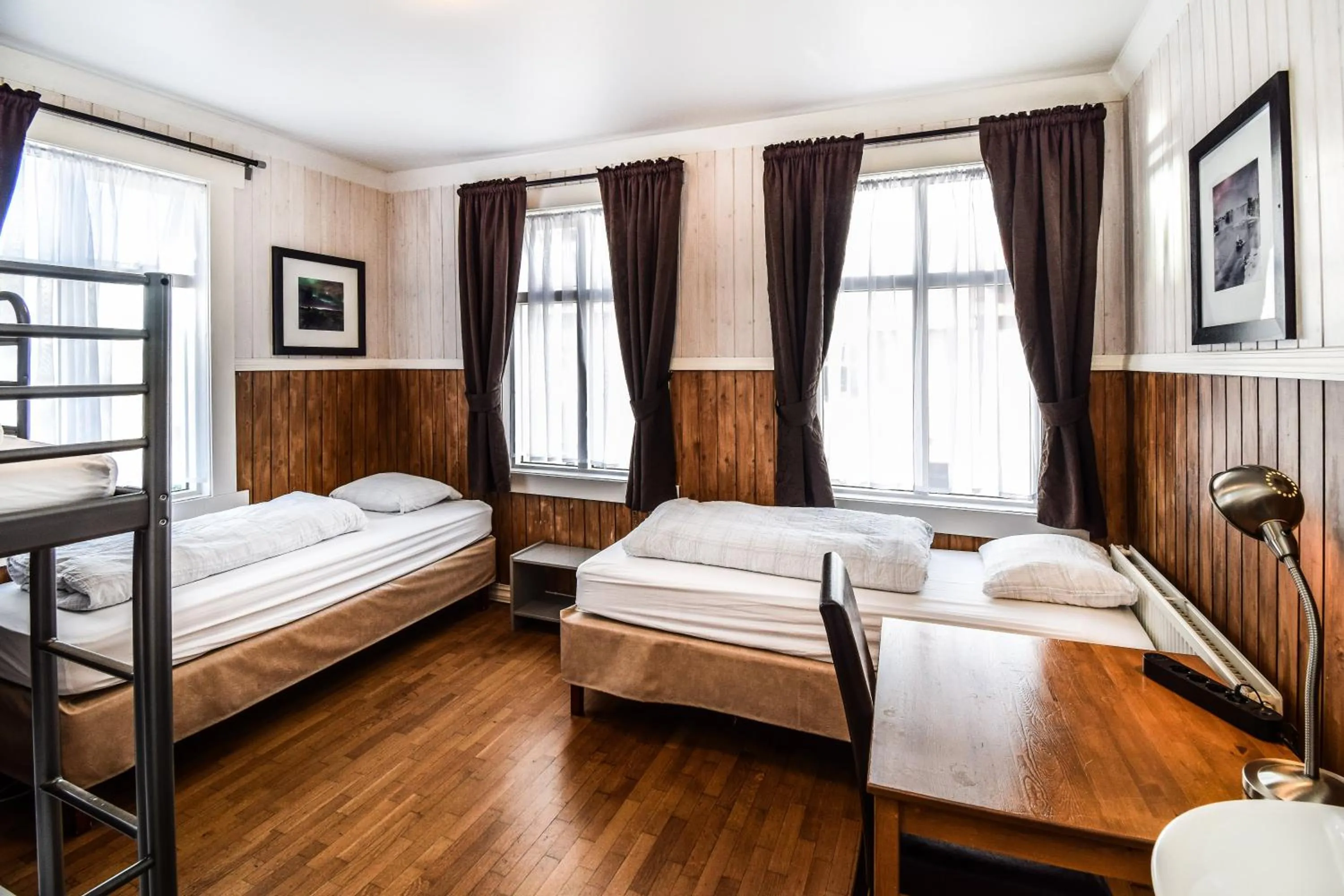 Bed in Guesthouse Aurora