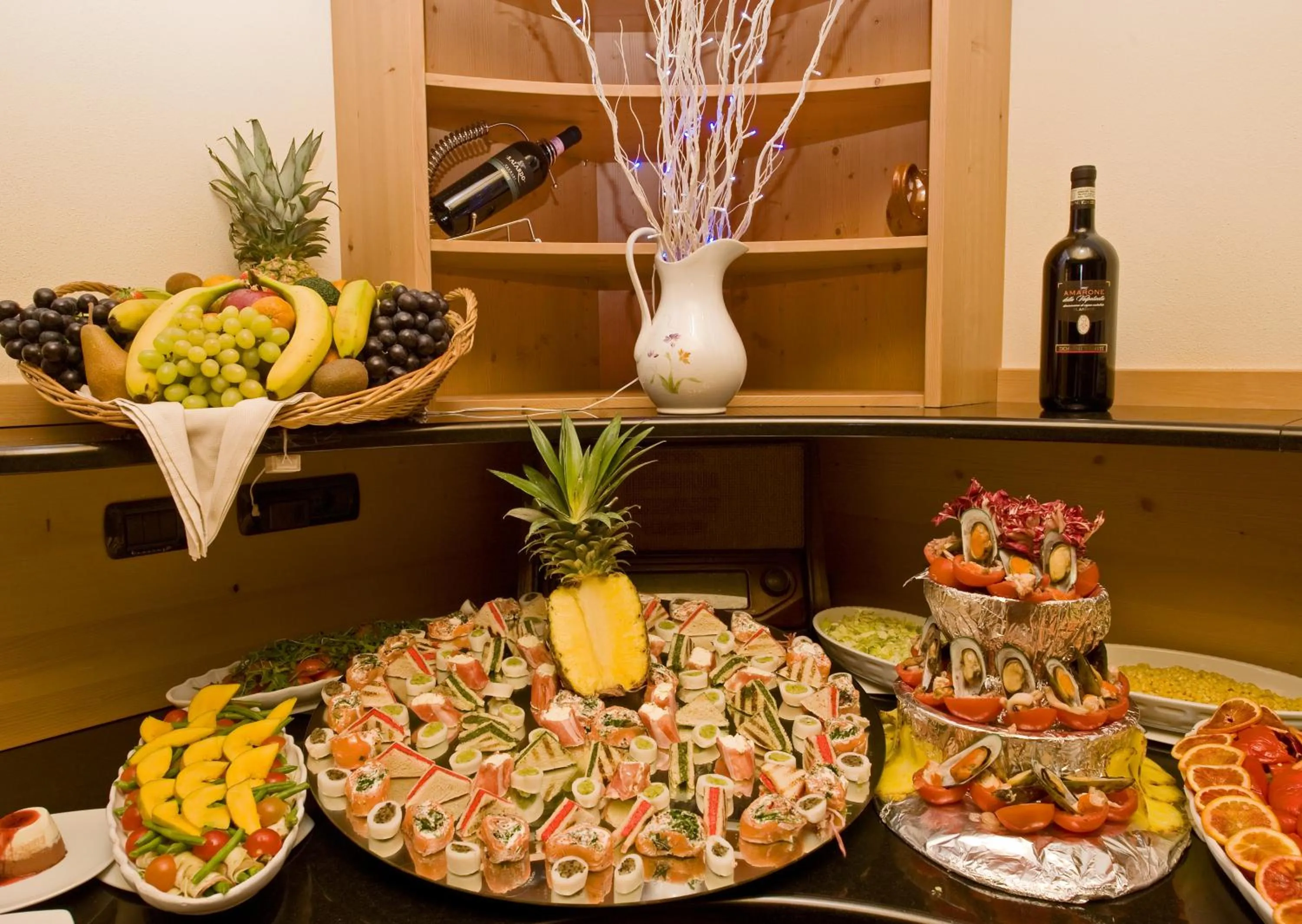 Restaurant/places to eat in Hotel Touring