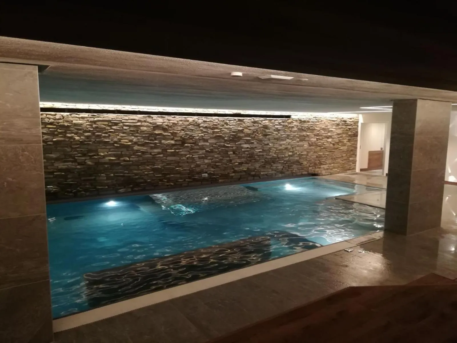 Swimming pool in Hotel Touring