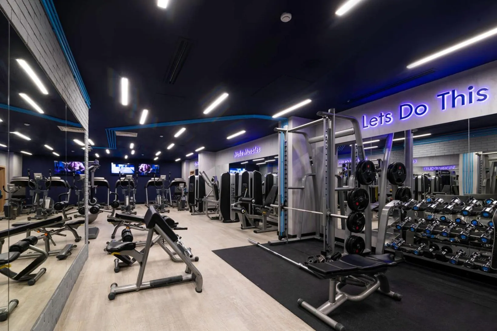 Fitness centre/facilities in Ramada Hotel & Suites by Wyndham Yerevan
