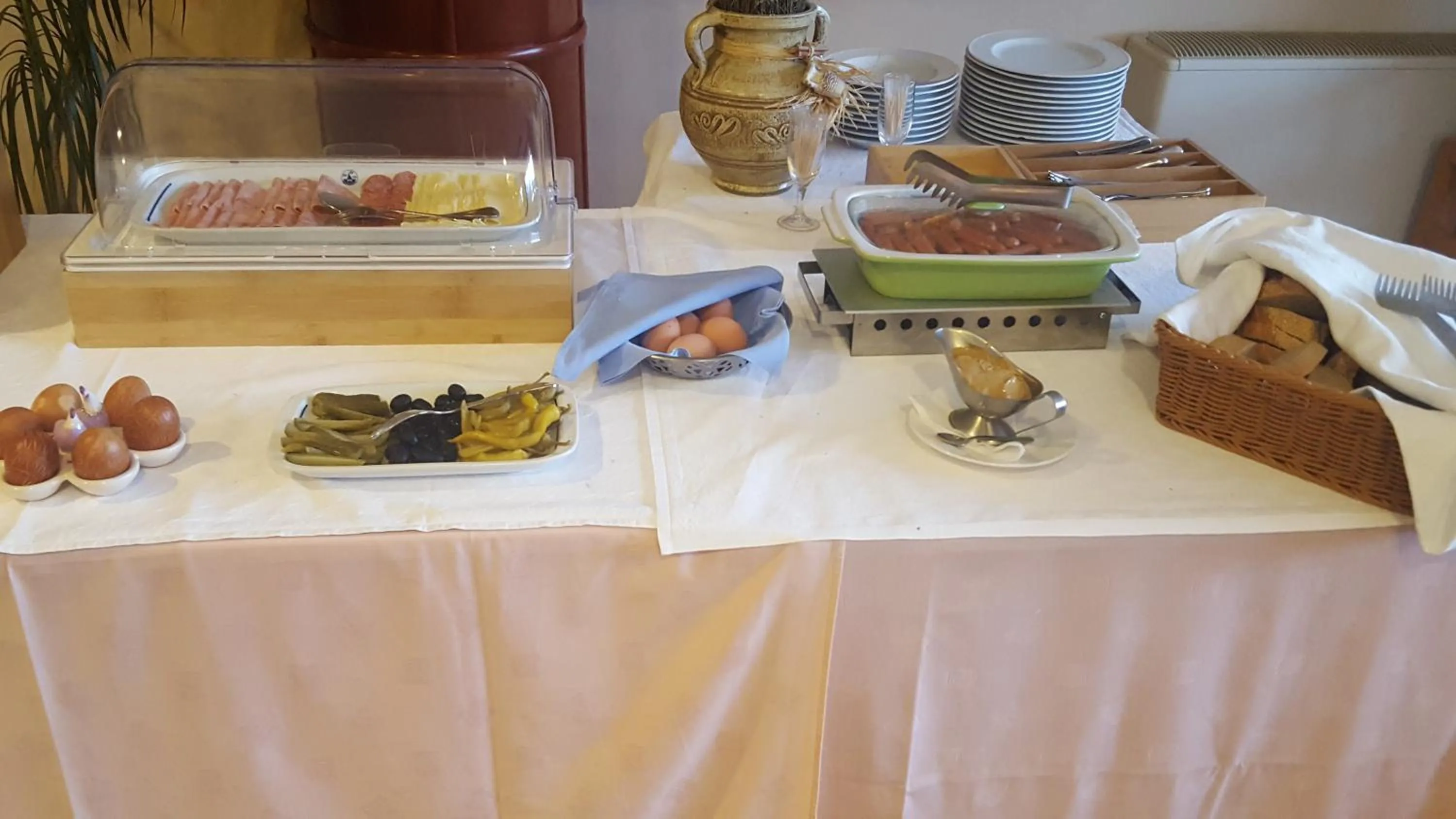 Buffet breakfast in Hotel Miramare