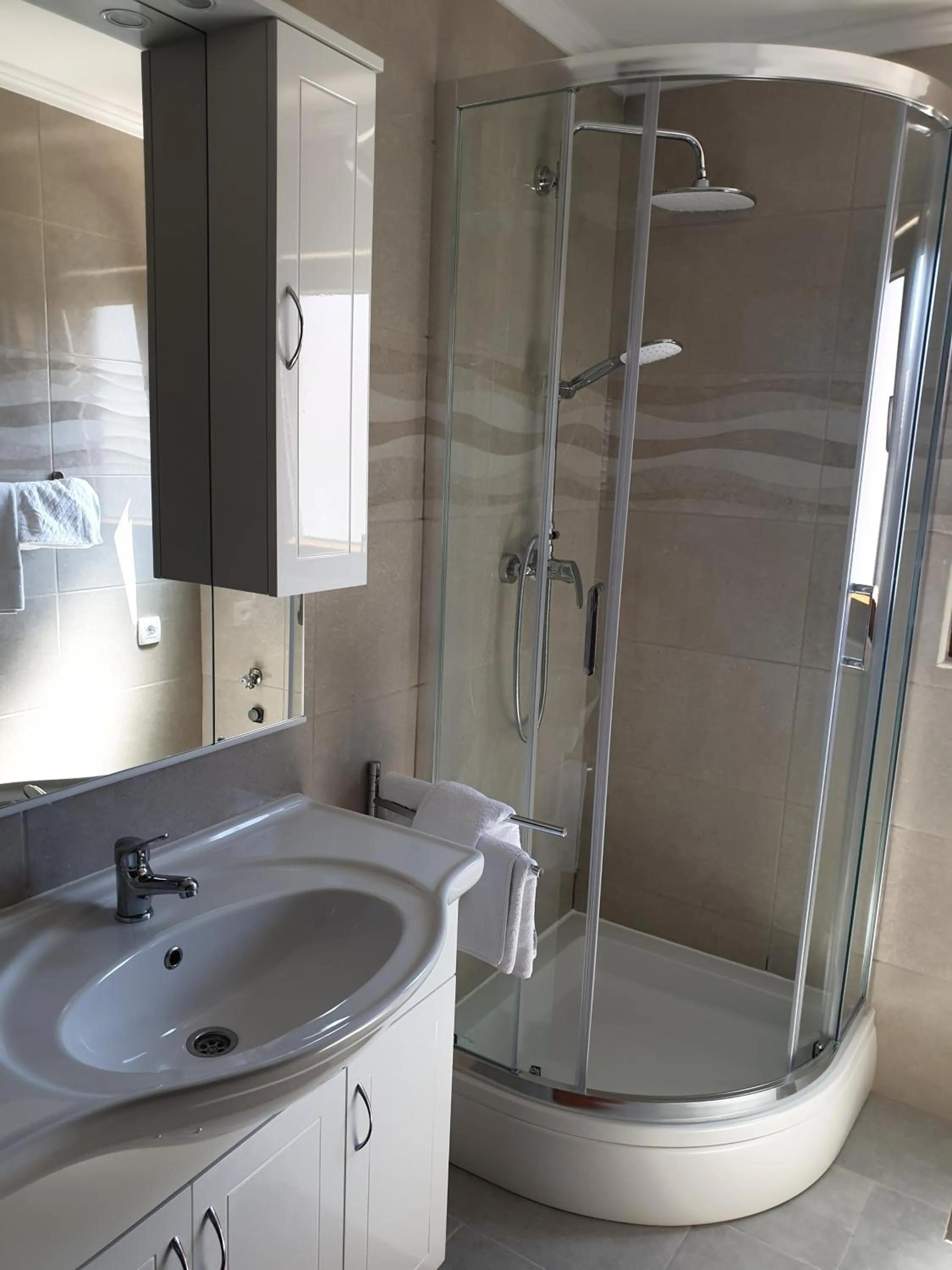 Shower in Hotel Miramare