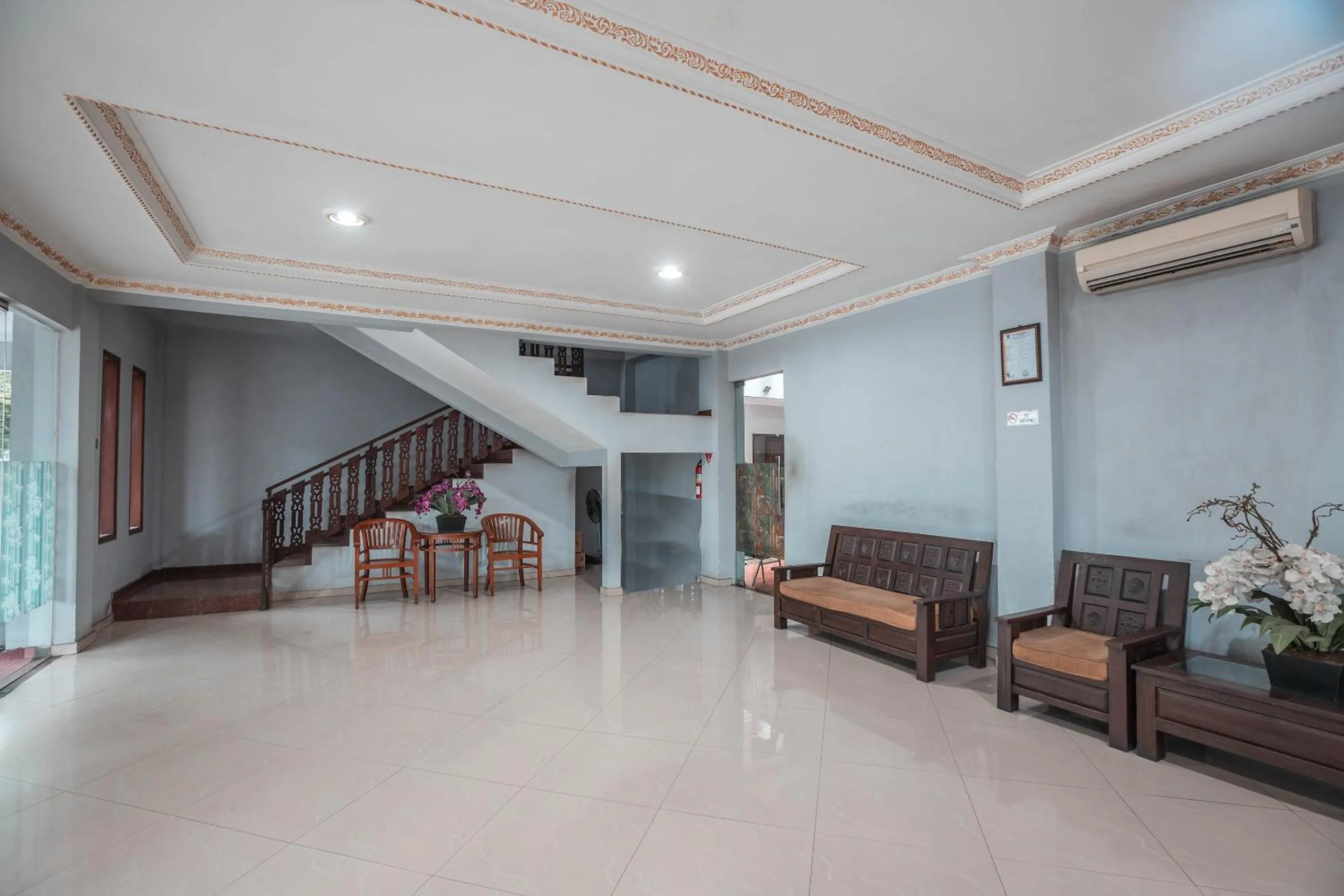 Lobby or reception in Hotel O Bunga Karang Hotel