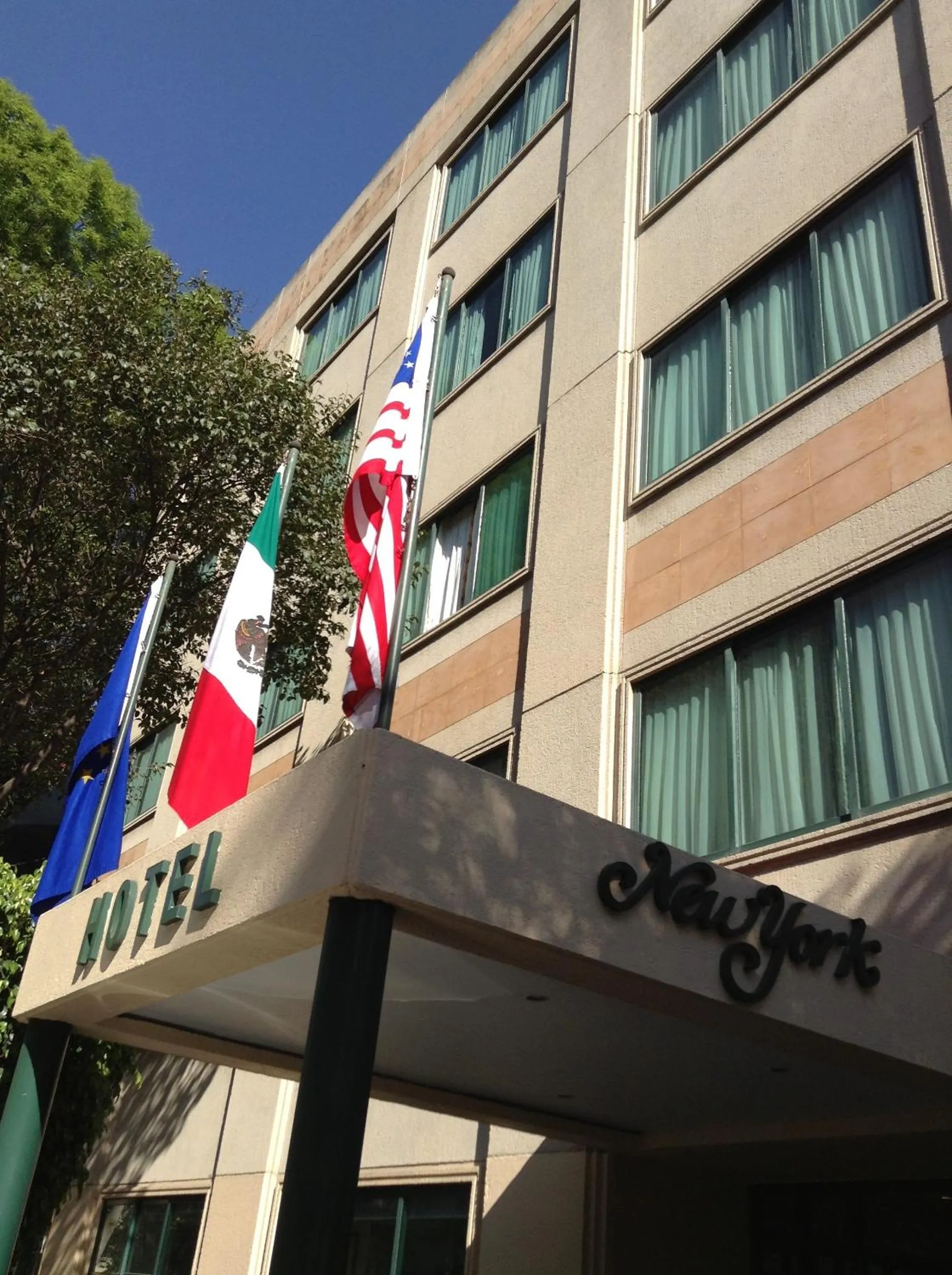 Property building in Hotel New York Ciudad de Mexico