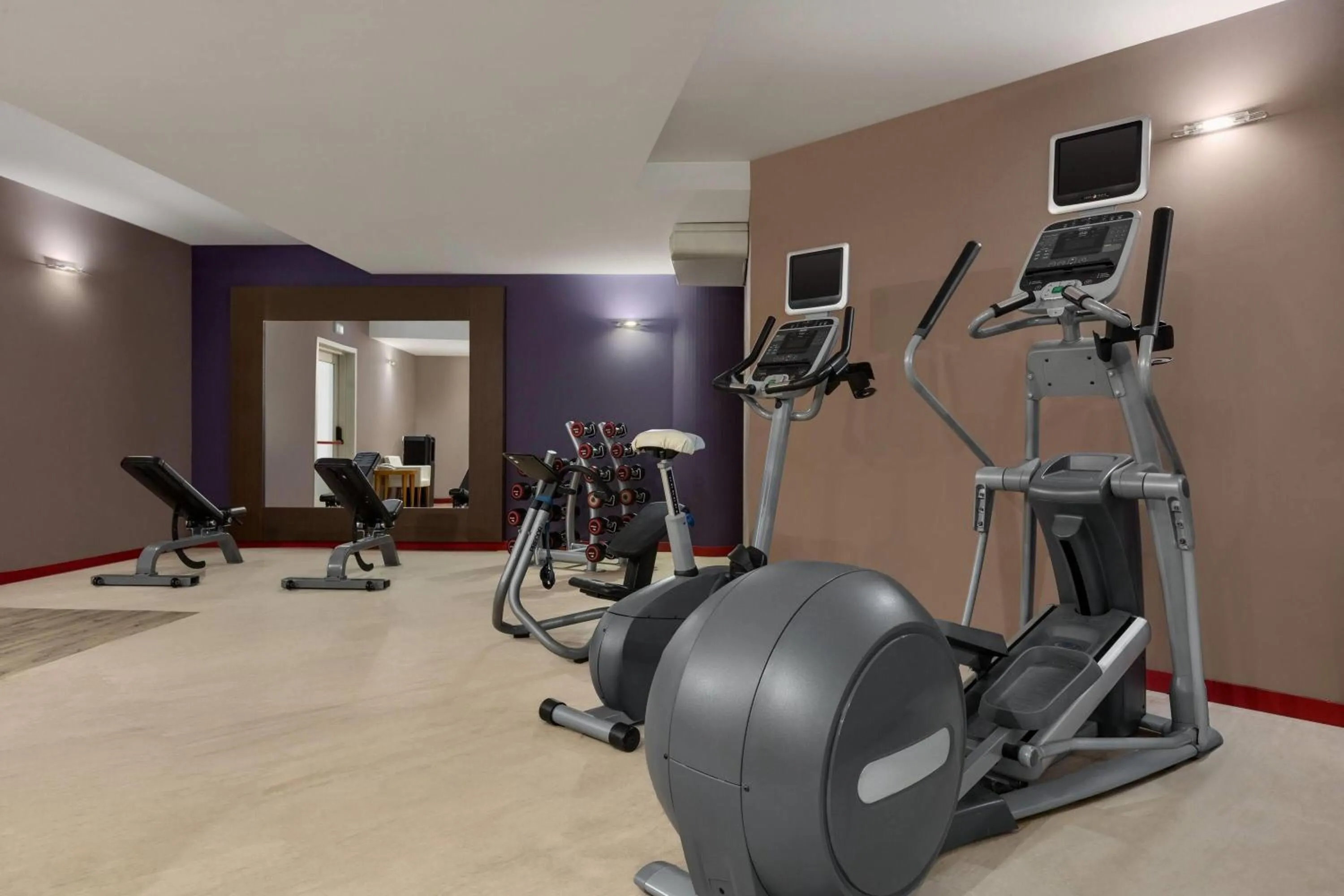 Fitness centre/facilities in Zeus Essence Dolce by Wyndham Milan Malpensa