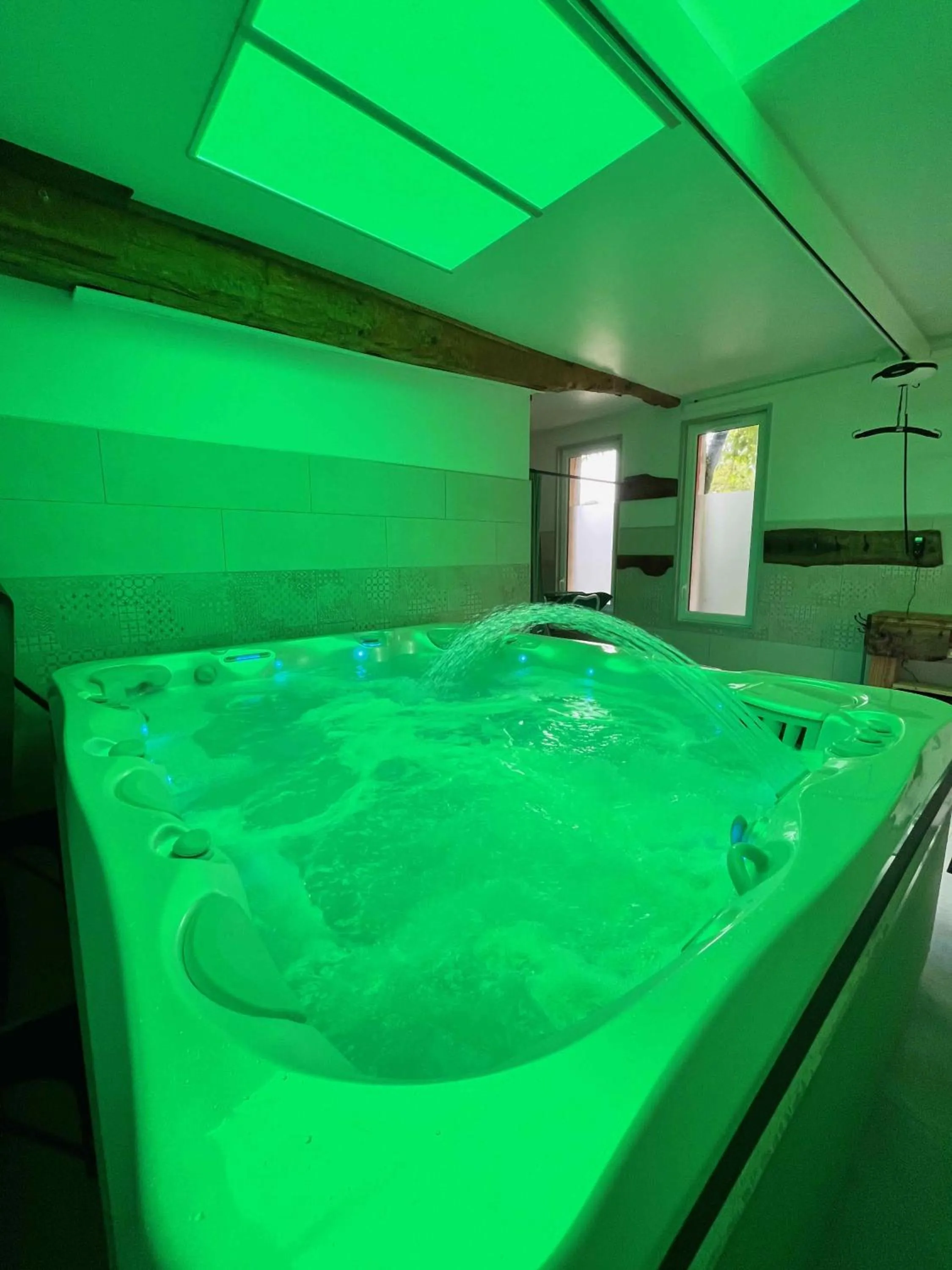 Hot Tub in Les Bobos à la ferme