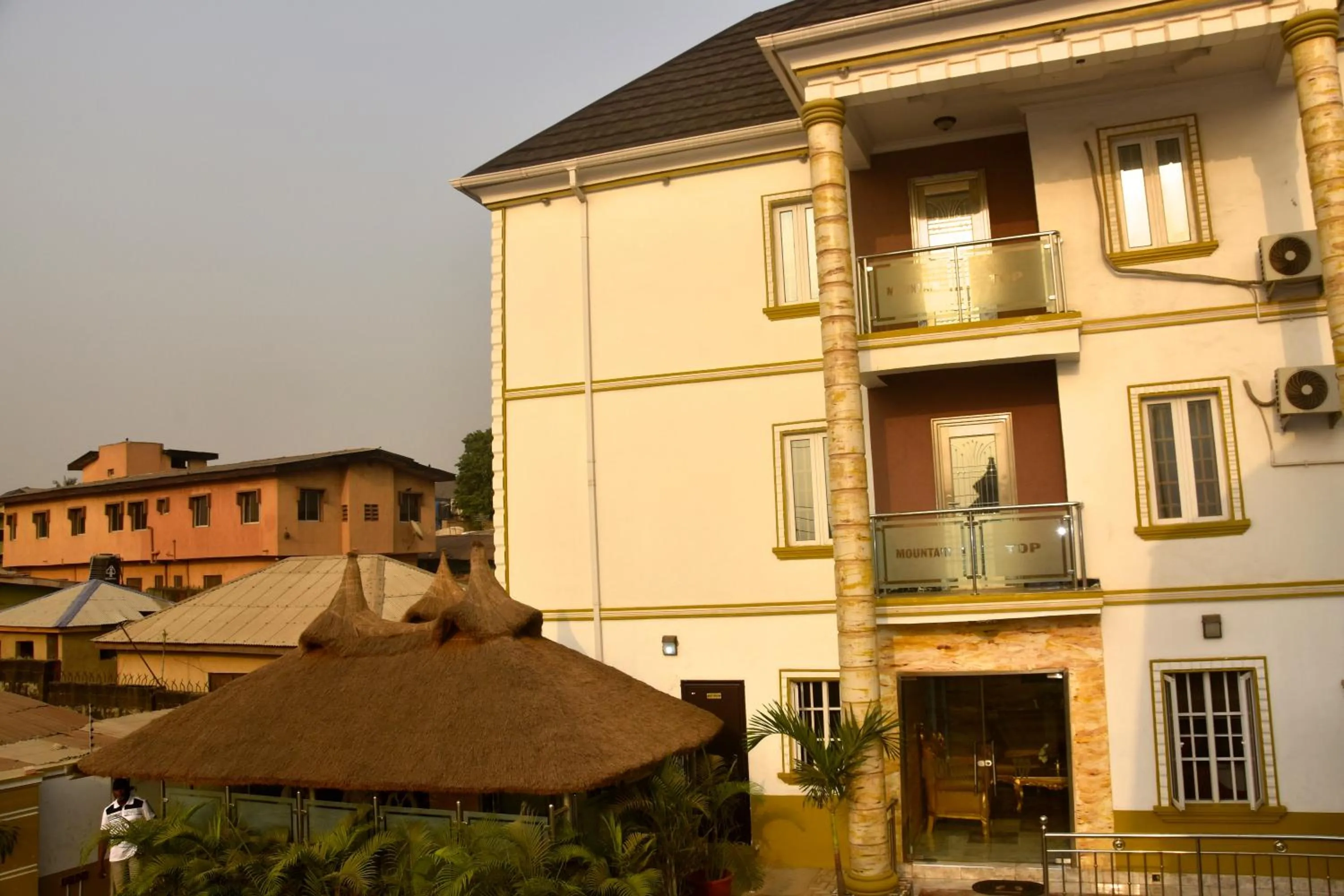 Property building in Mountain Top Lodge Hotel