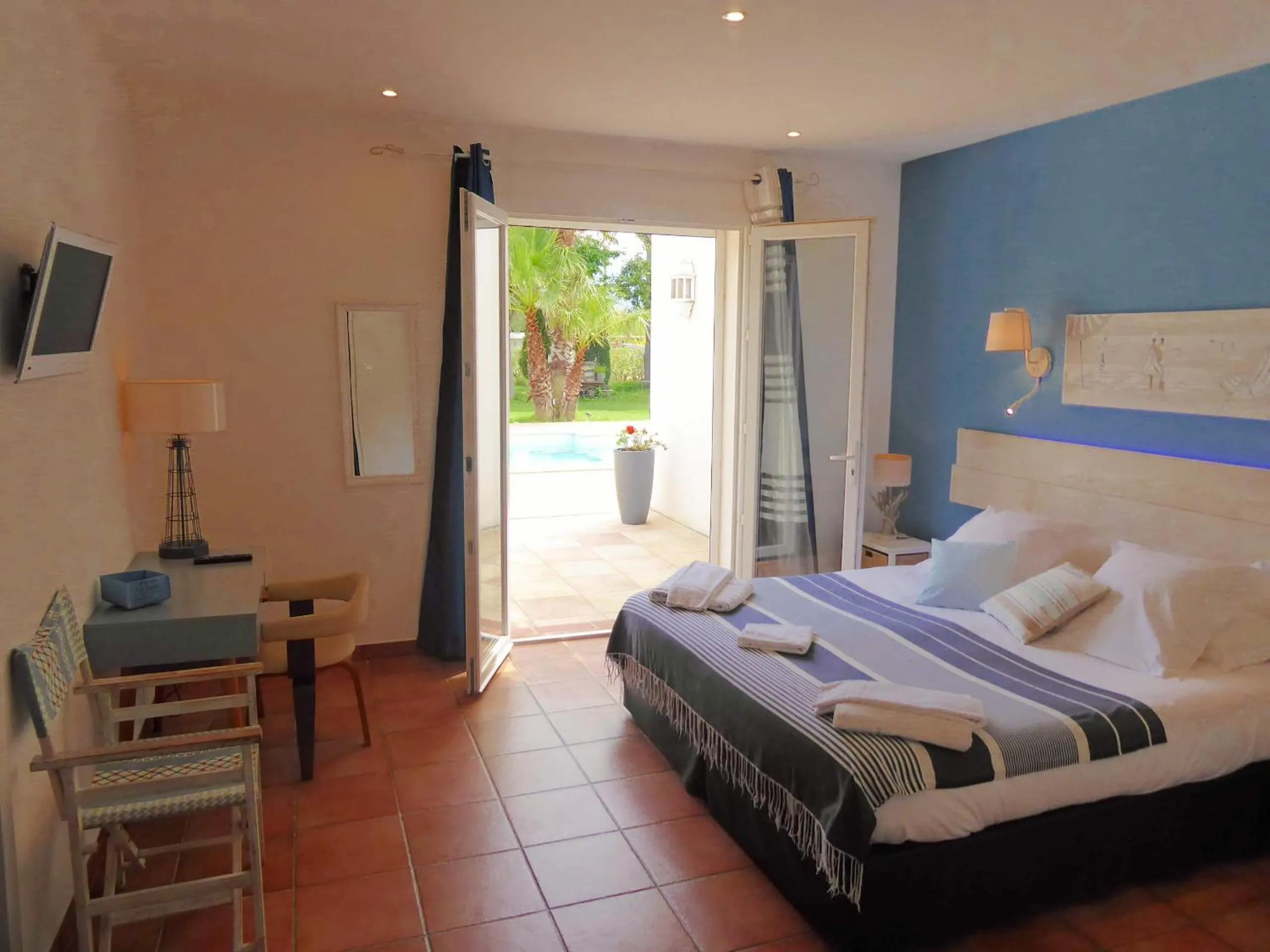 Bedroom, Bed in Mas Picton