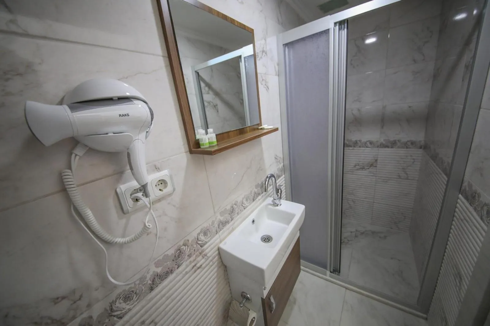 Bathroom in DELBAB HOTEL