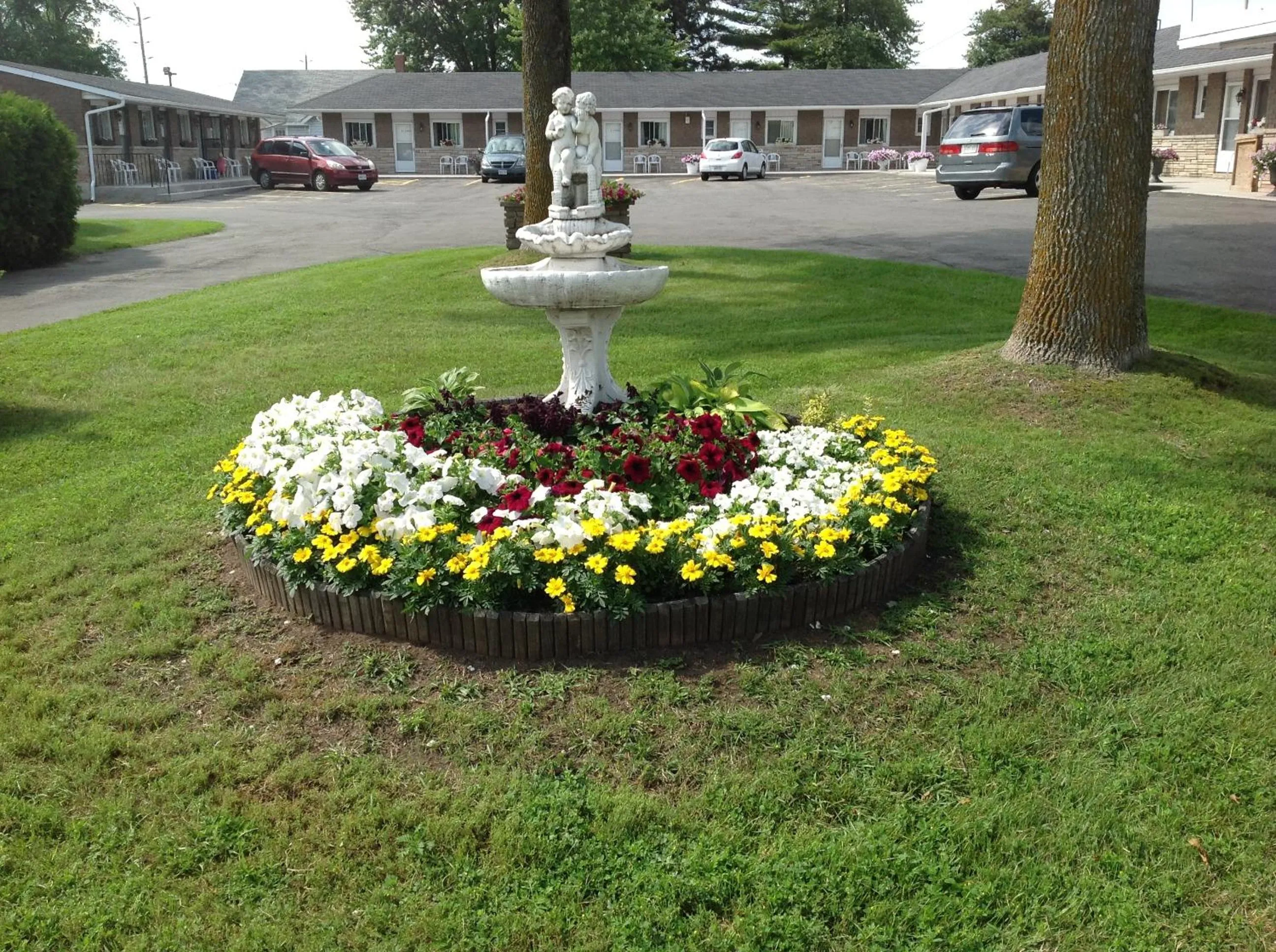 Garden view in Tay Inn