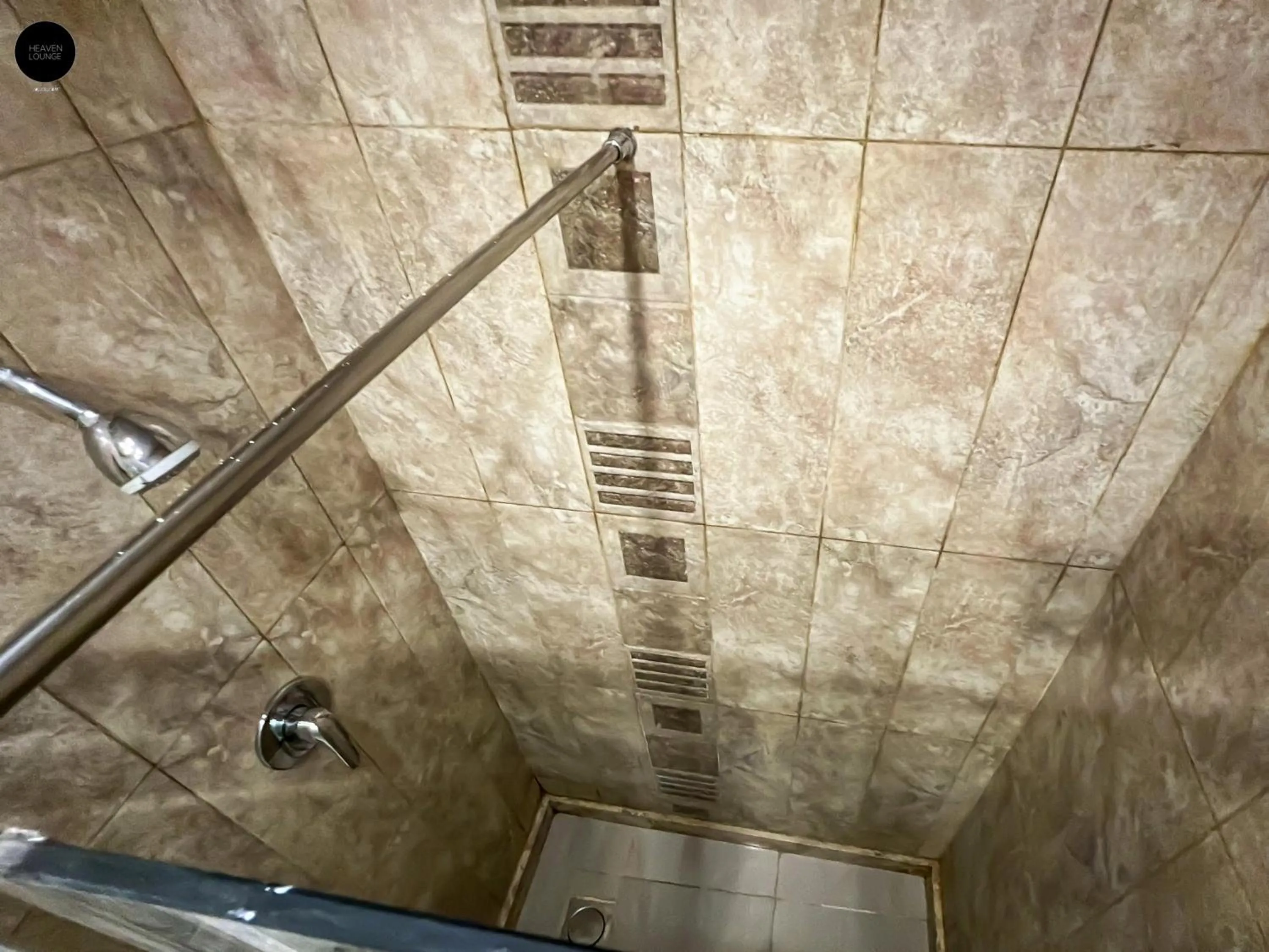 Shower in Giza Pyramids View Inn