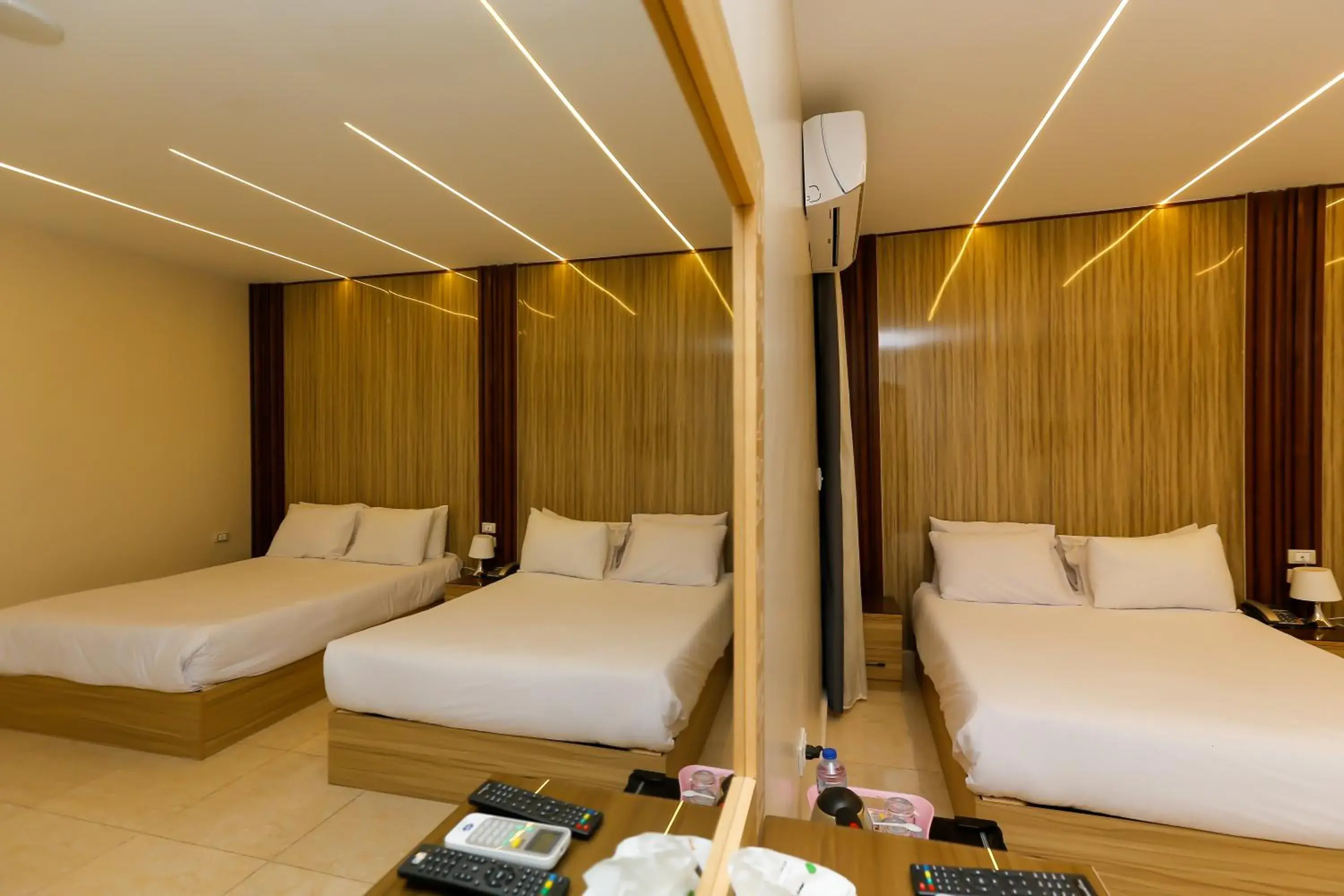 Queen Room with Two Queen Beds in Giza Pyramids View Inn Queen Room with Two Queen Beds in Giza Pyramids View Inn