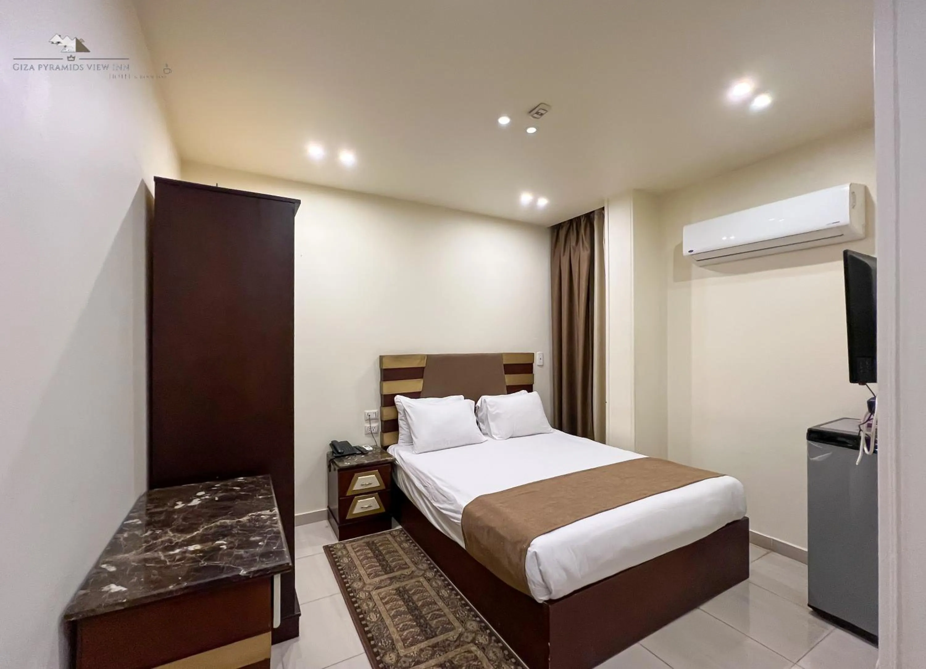 Bedroom, Bed in Giza Pyramids View Inn