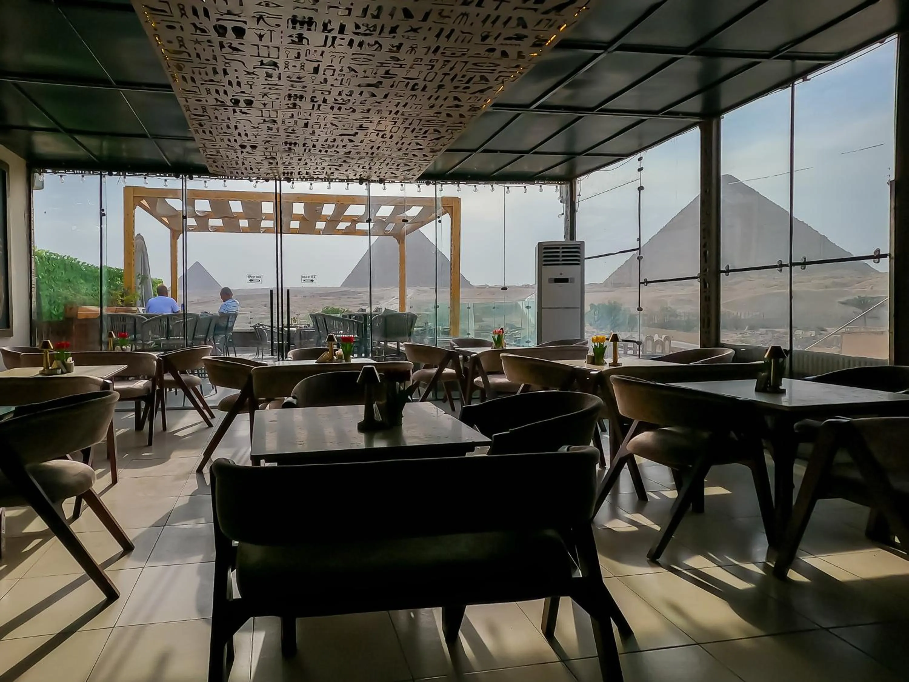 Restaurant/places to eat in Giza Pyramids View Inn