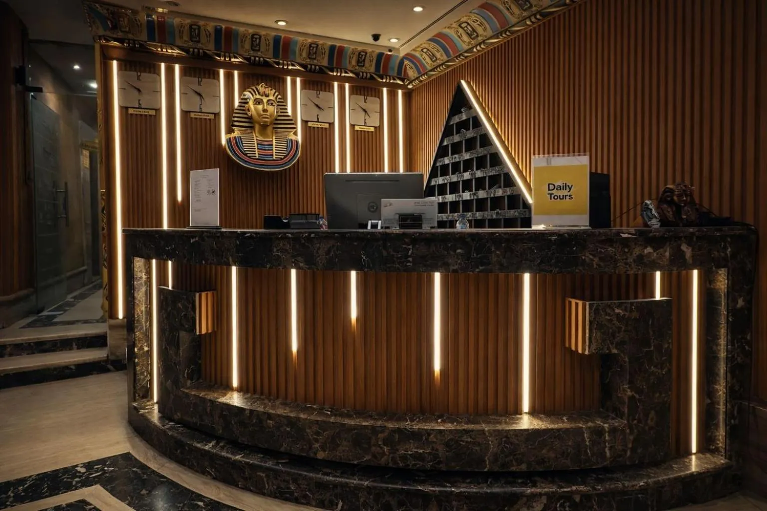 Property building in Giza Pyramids View Inn