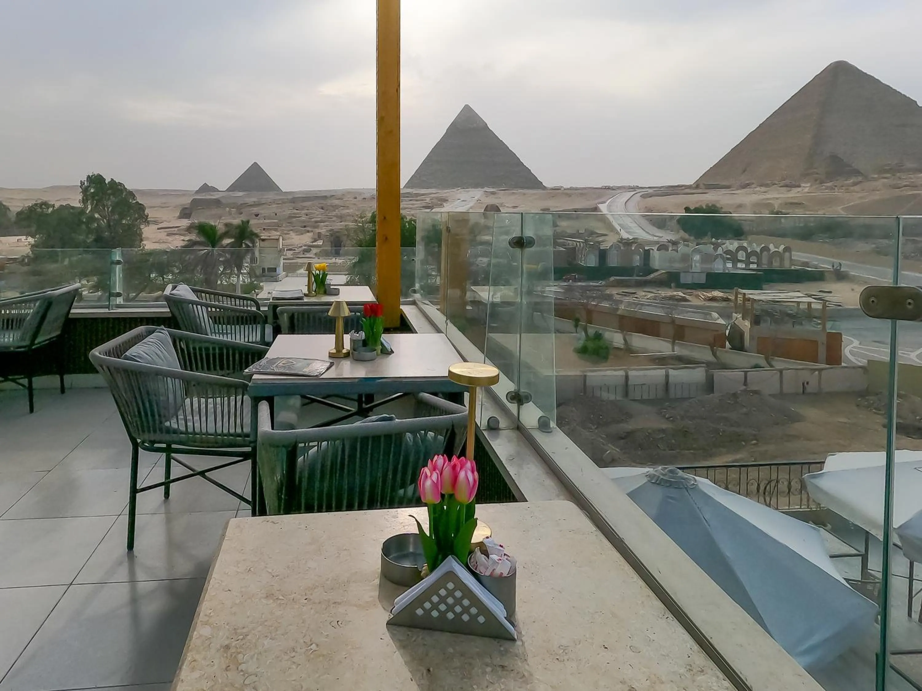 Property building in Giza Pyramids View Inn