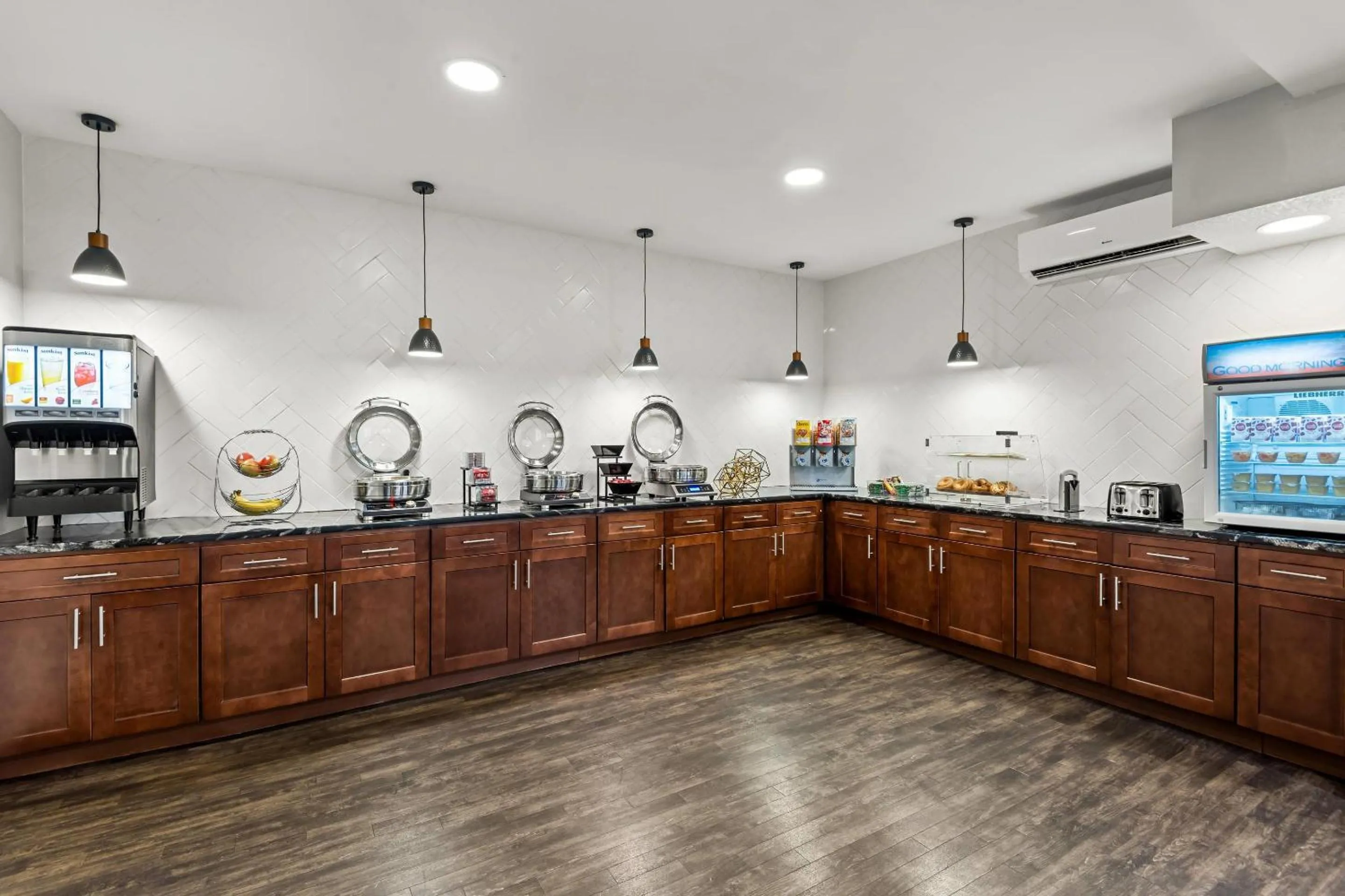 Breakfast in Hotel Concord Syracuse, an Ascend Collection Hotel