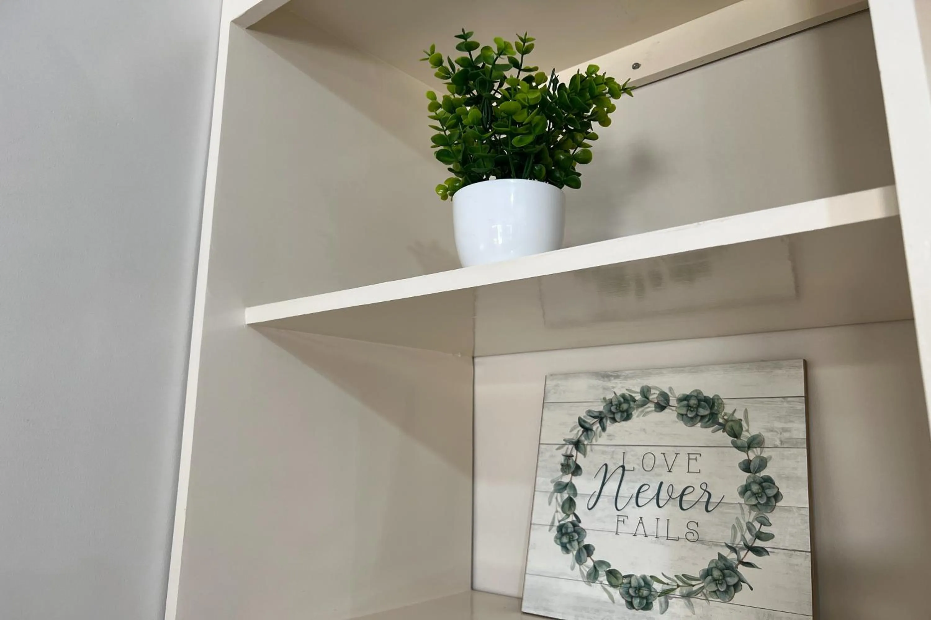 Decorative detail in Happy Grey Hotel Vigan