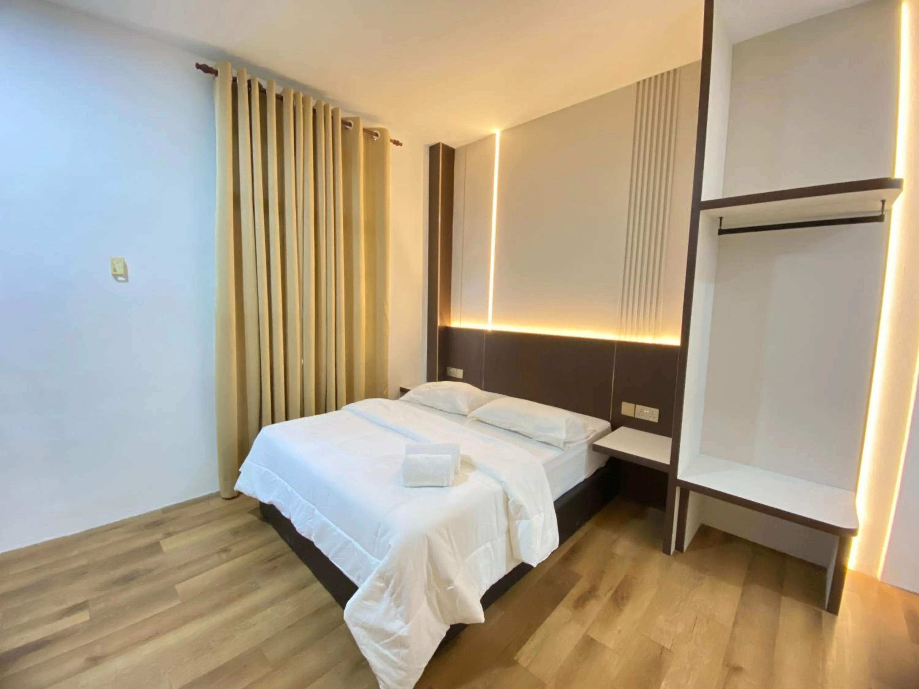 Bed in Samudera Hotel