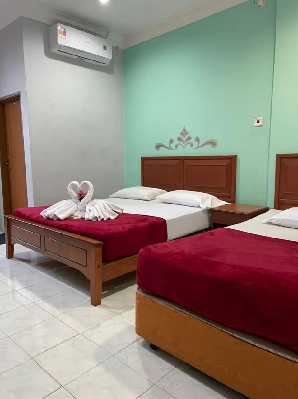 Bed in Samudera Hotel