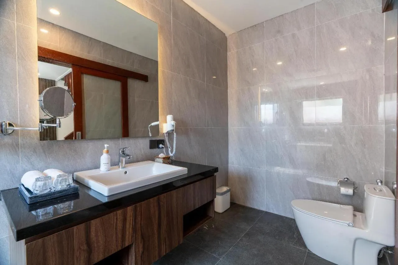 Bathroom in Utamas Keramas Villa