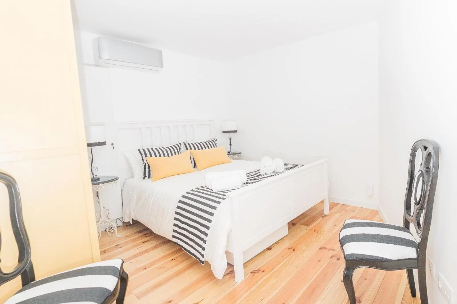 Bedroom in Vieira Apartments III