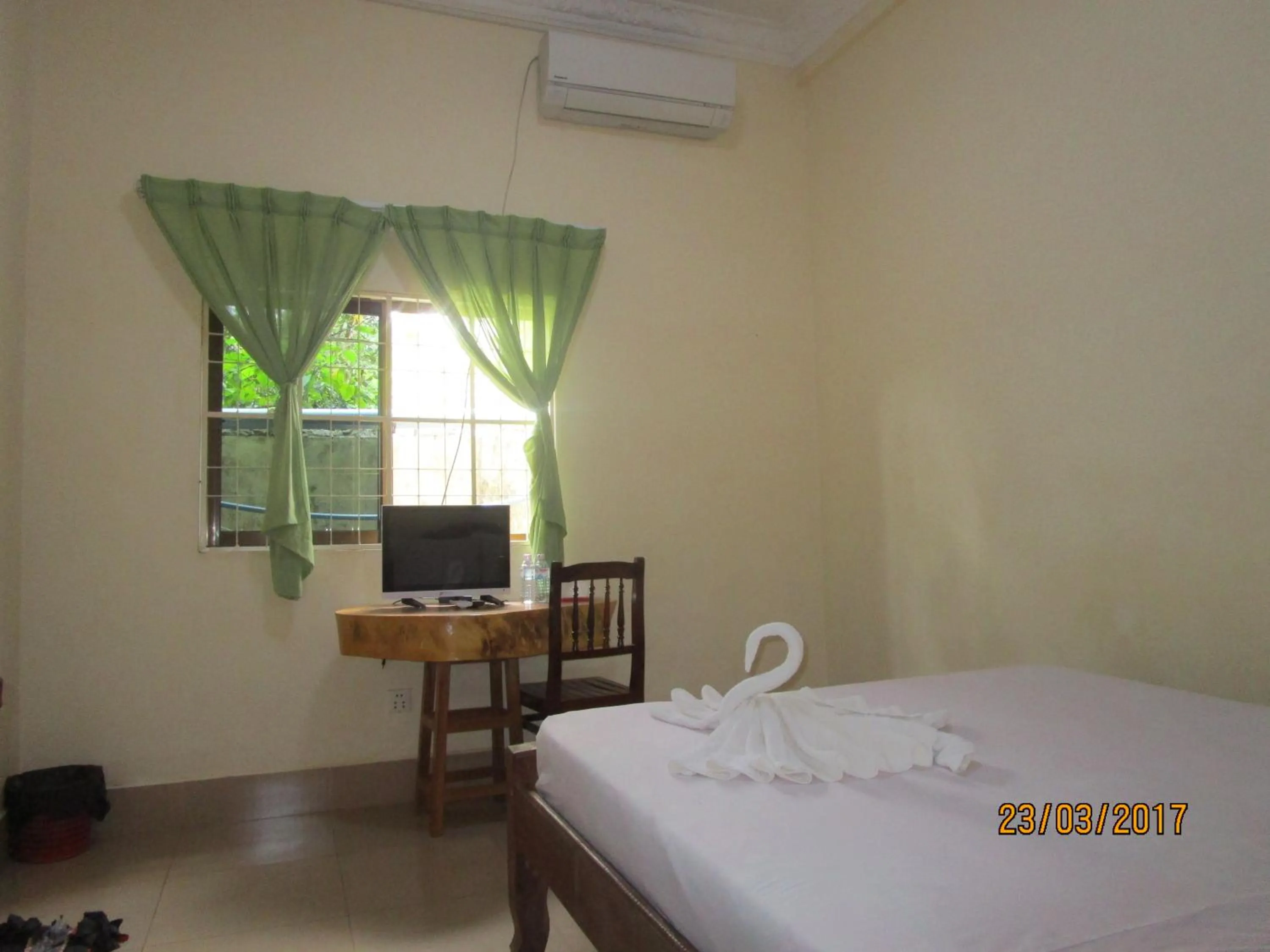 Bed in Visal Sak Guesthouse