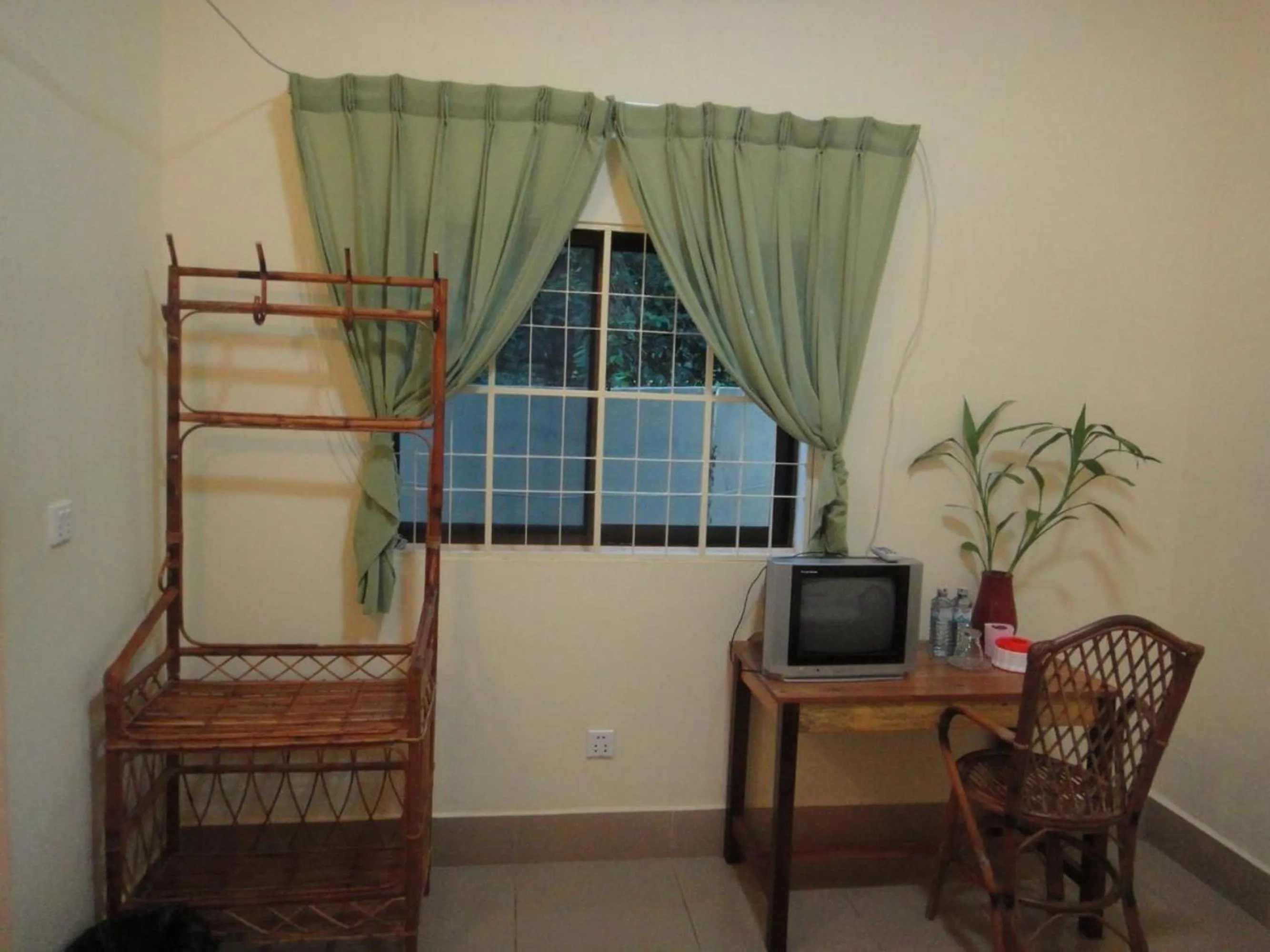 Restaurant/places to eat in Visal Sak Guesthouse