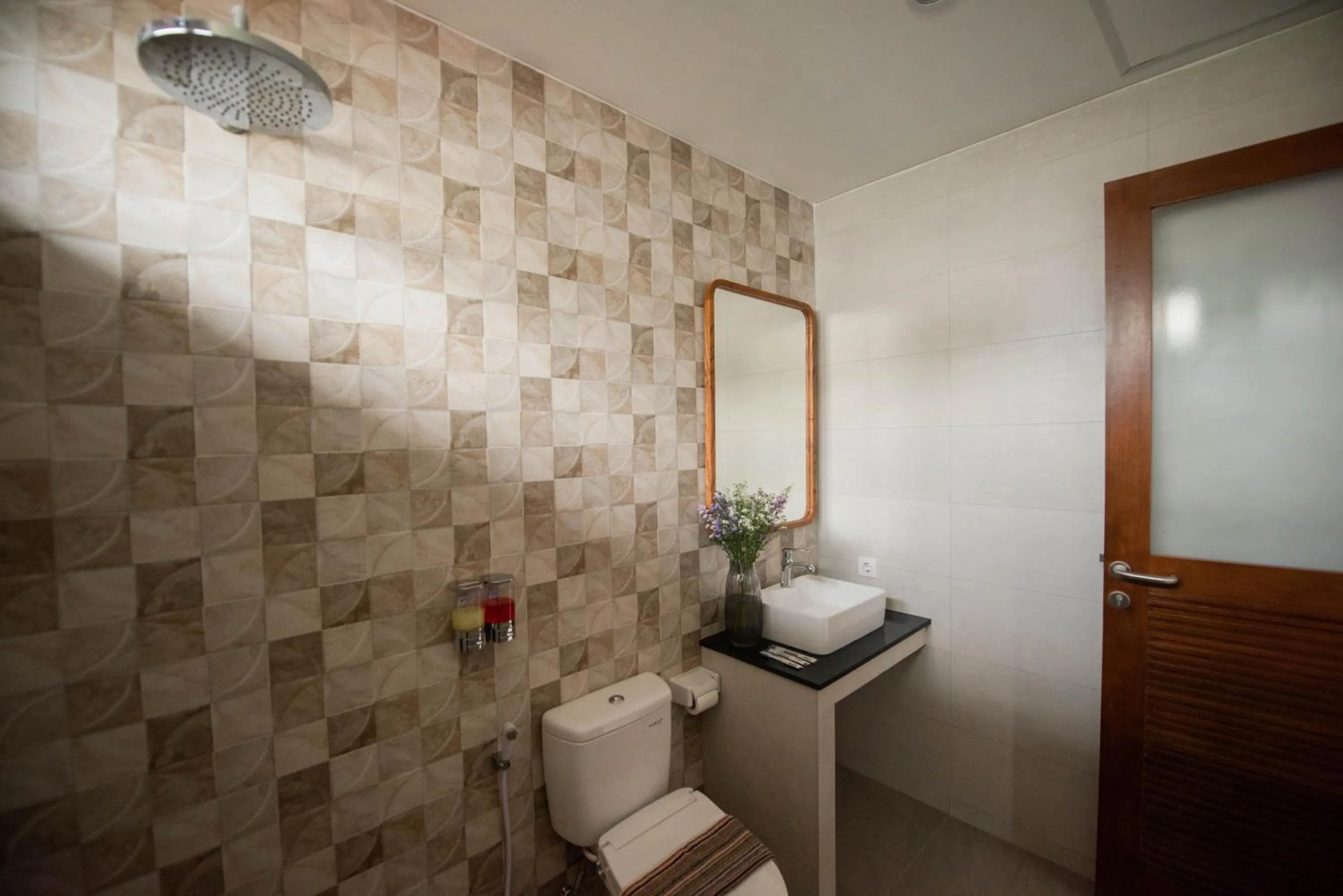 Toilet in Sandat Hotel Legian