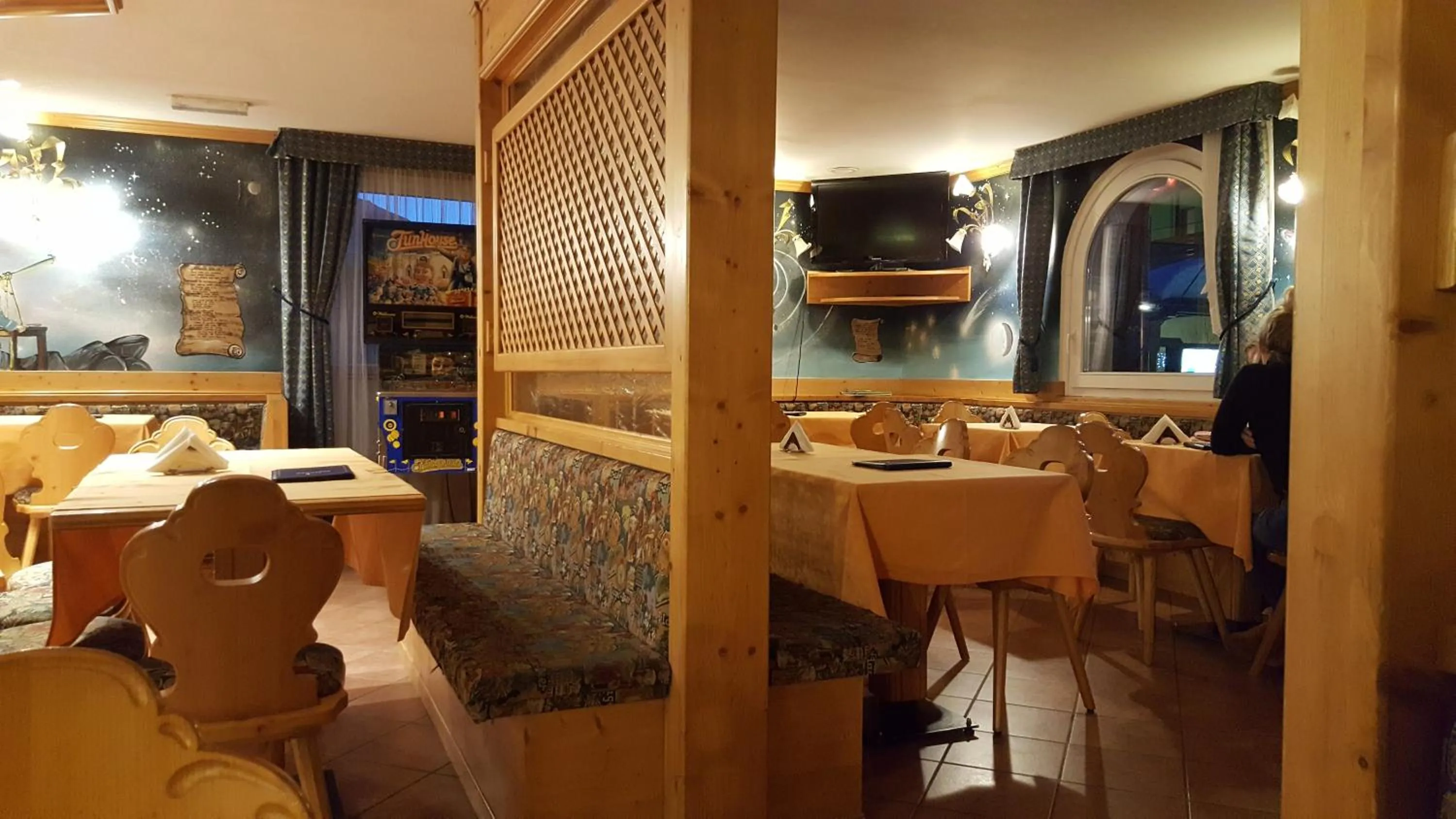 Lounge or bar, Restaurant/Places to Eat in Hotel Cielo Blu