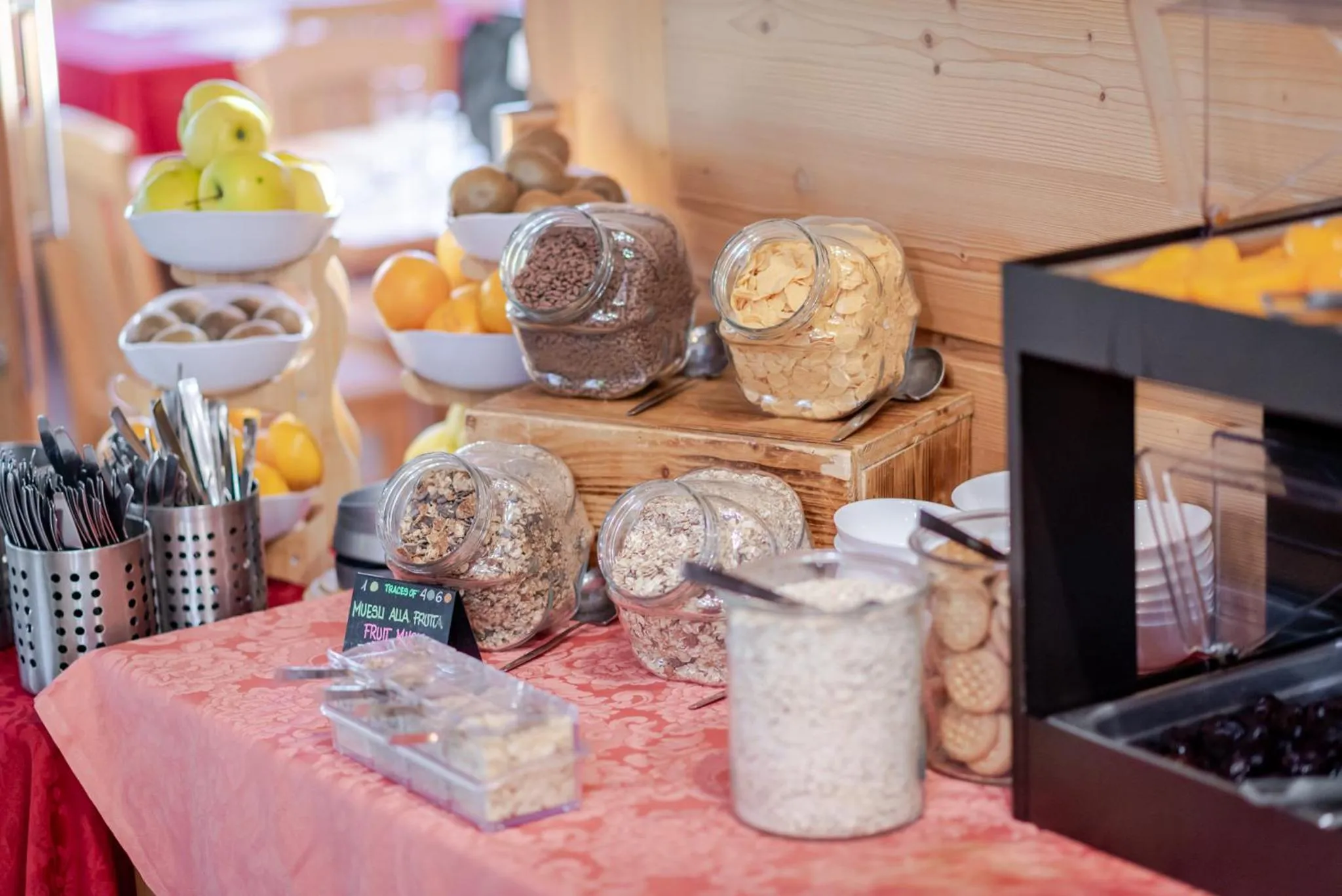 Breakfast in Hotel Alpine Mugon