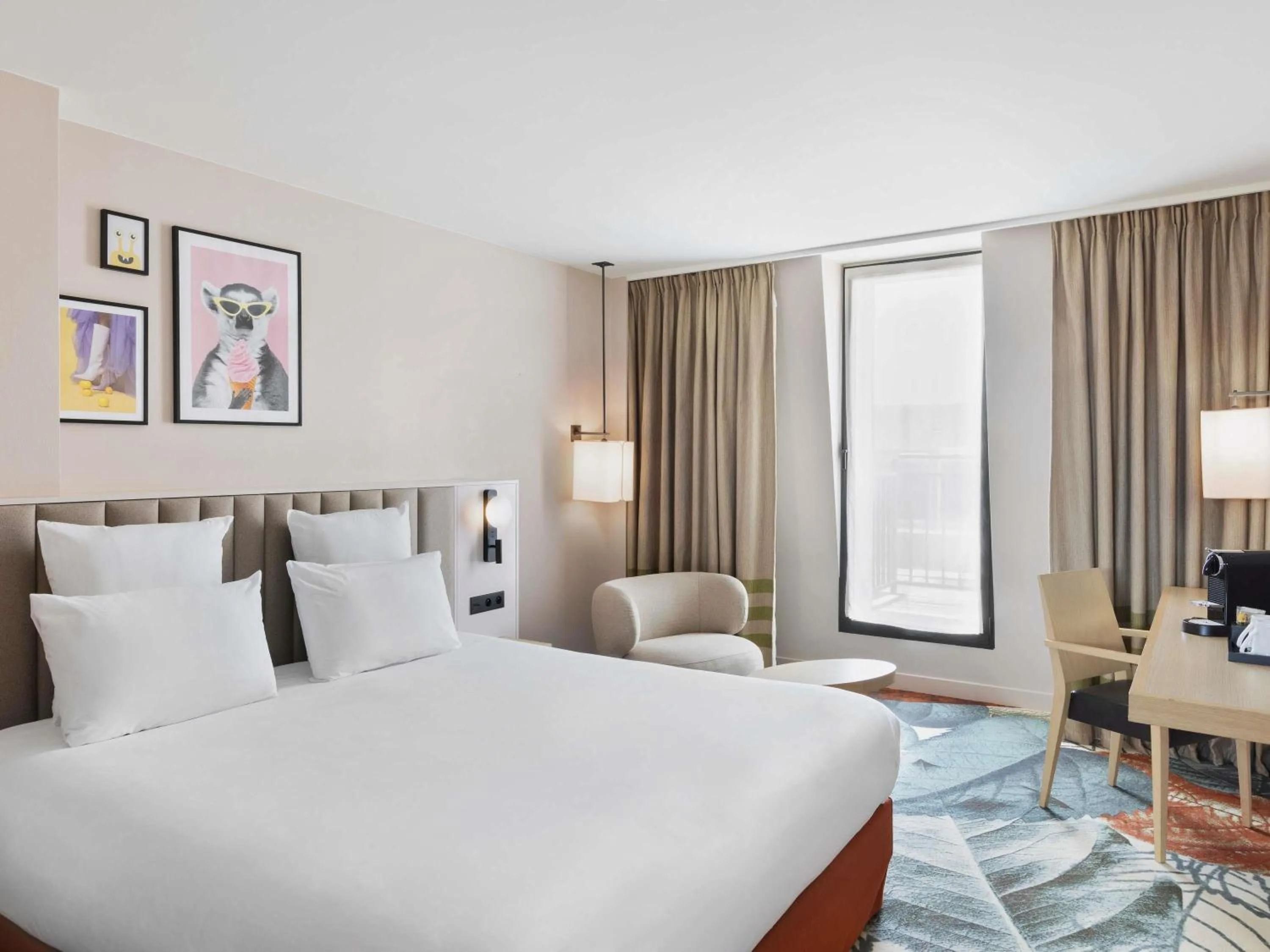 Bedroom, Bed in Mercure Amiens Cathédrale